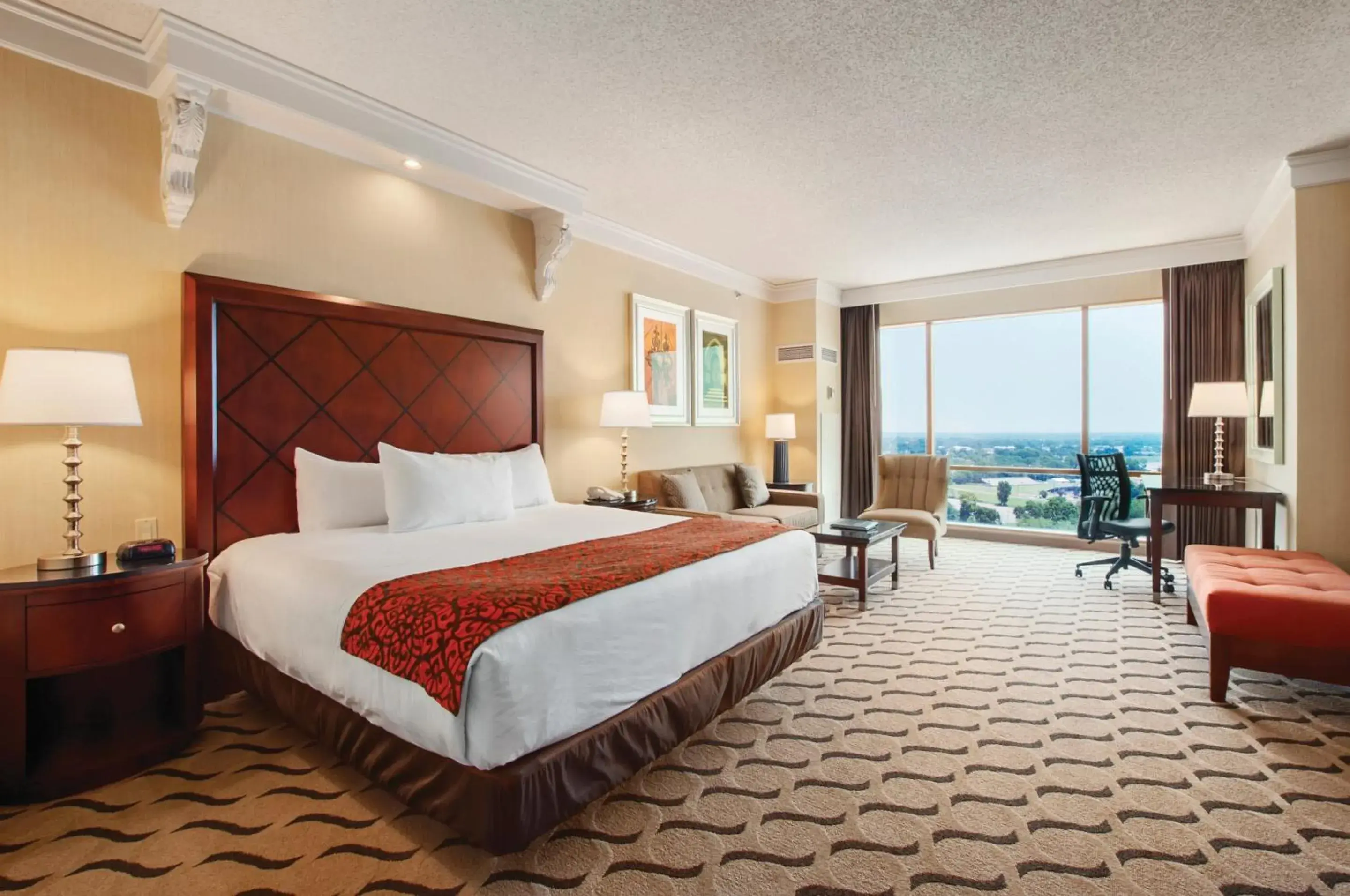 Luxury King Non-Smoking in Horseshoe Bossier City, A Caesars Destination Luxury King Non-Smoking in Horseshoe Bossier City, A Caesars Destination