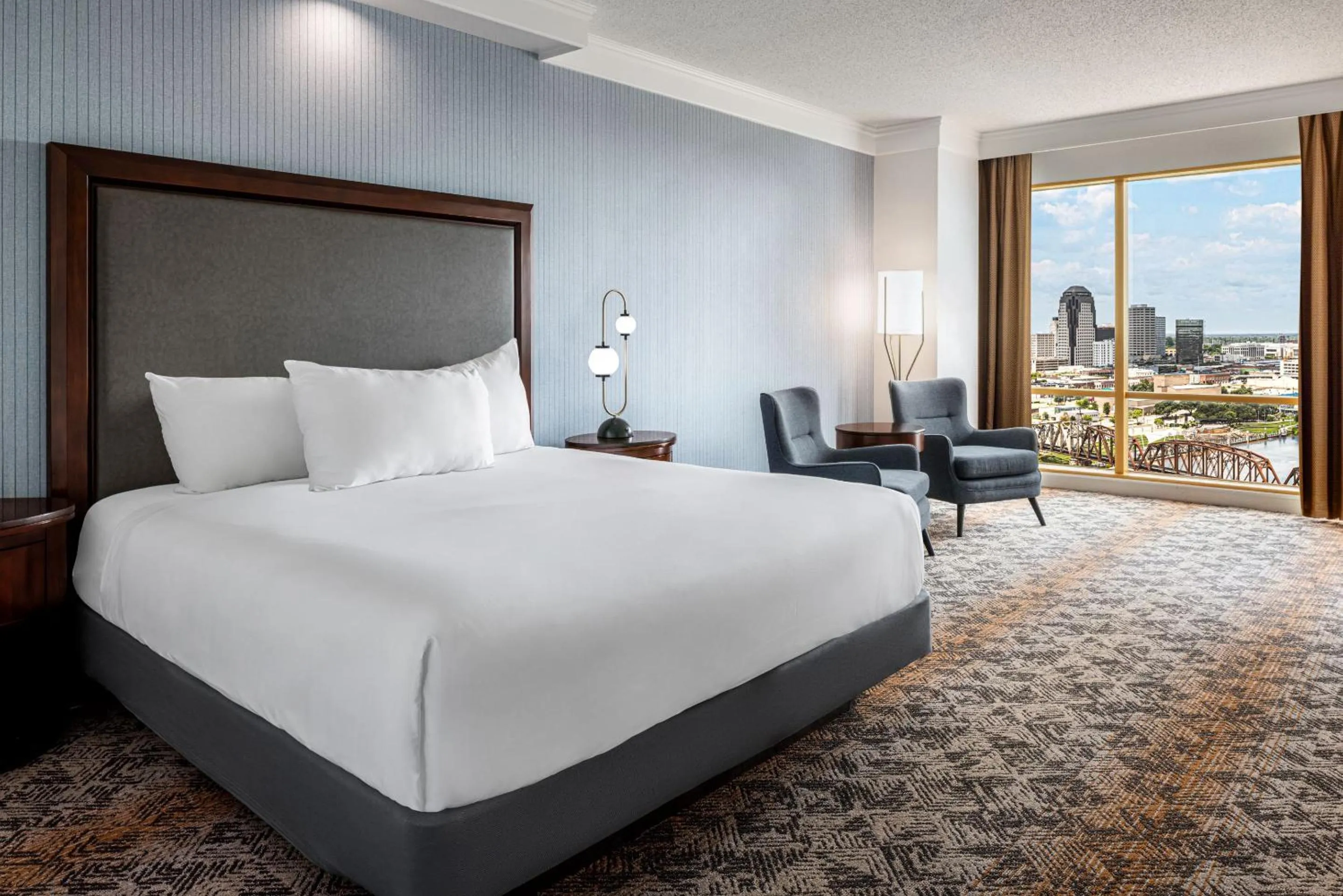 Bed in Horseshoe Bossier City, A Caesars Destination