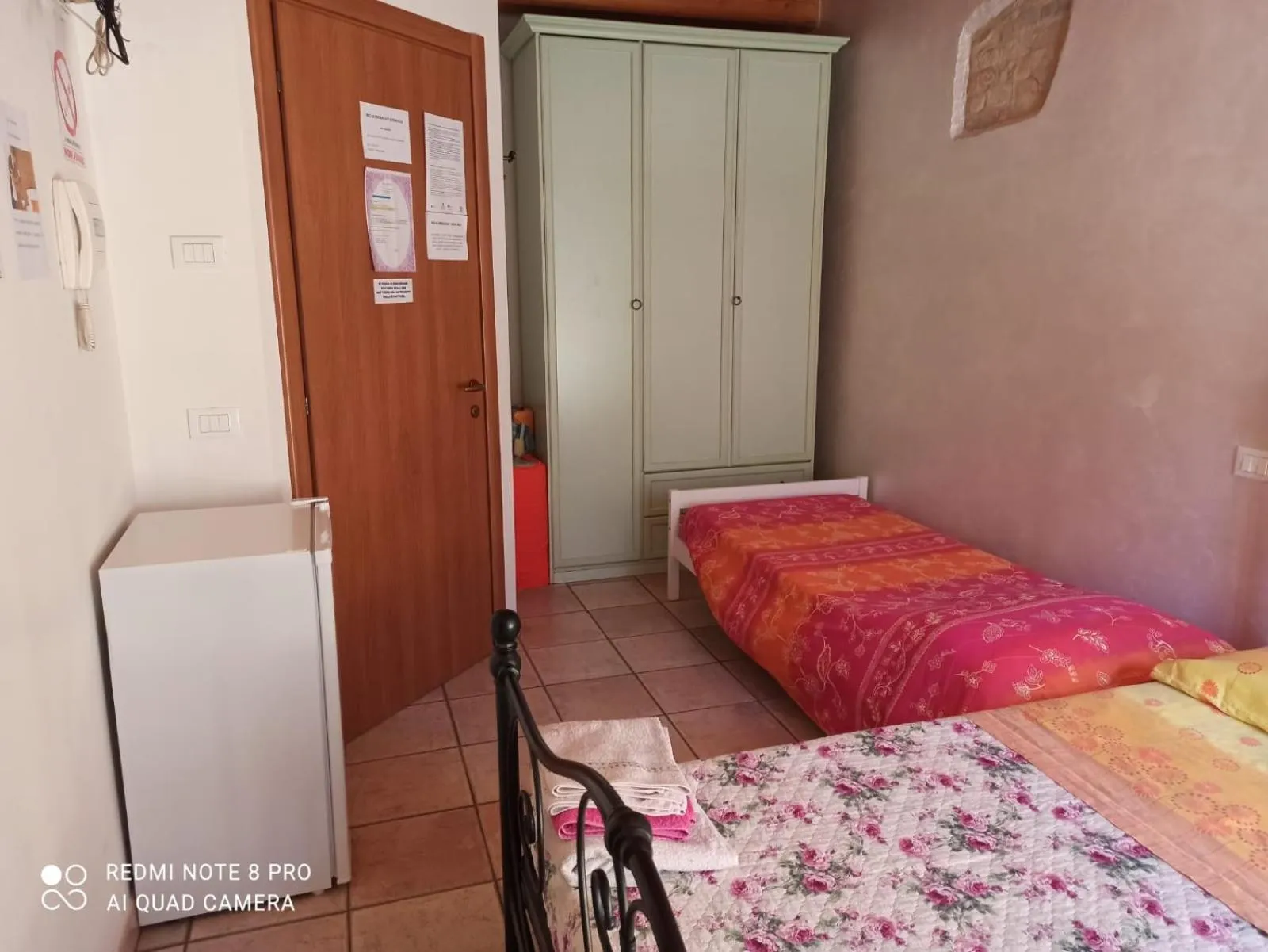 Bed in Bed & Breakfast Onda Blu