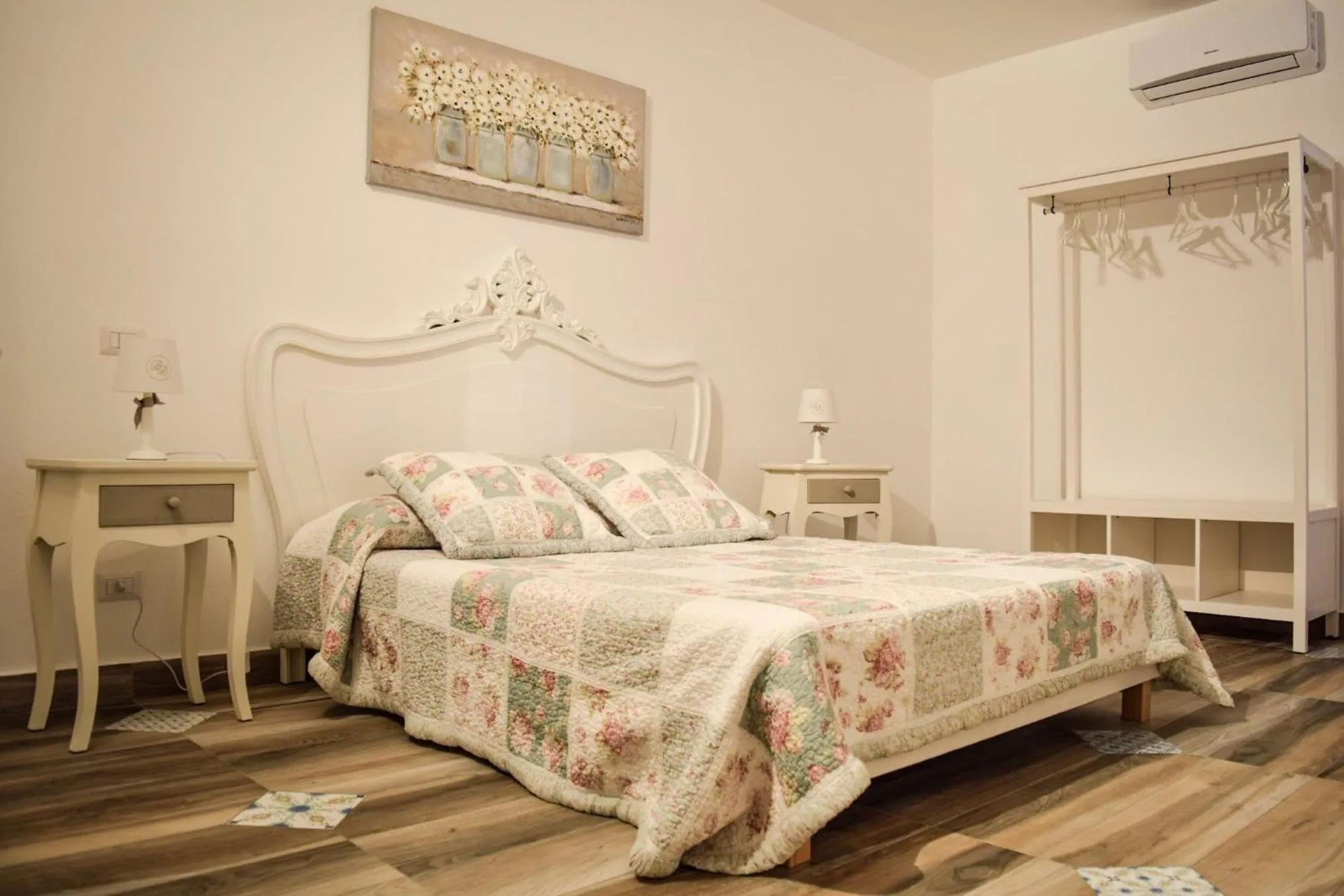 Bedroom, Bed in Maison la Mitra - Dimore Partenopee