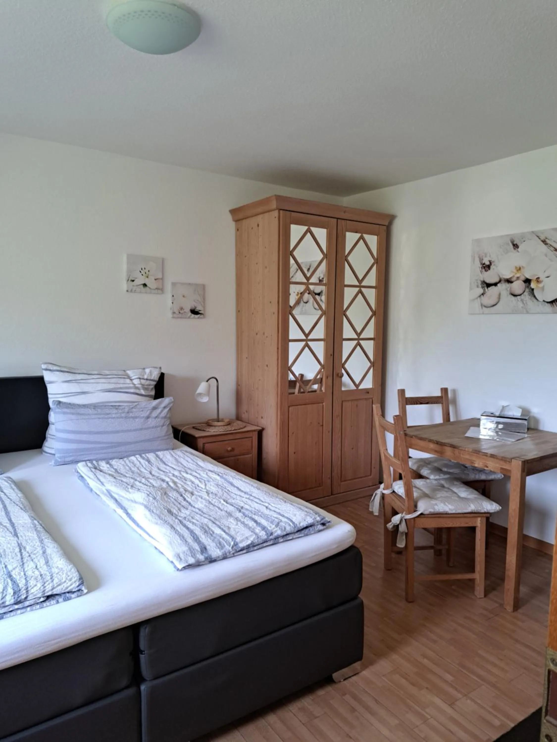 Bedroom, Bed in Haus Grünewald