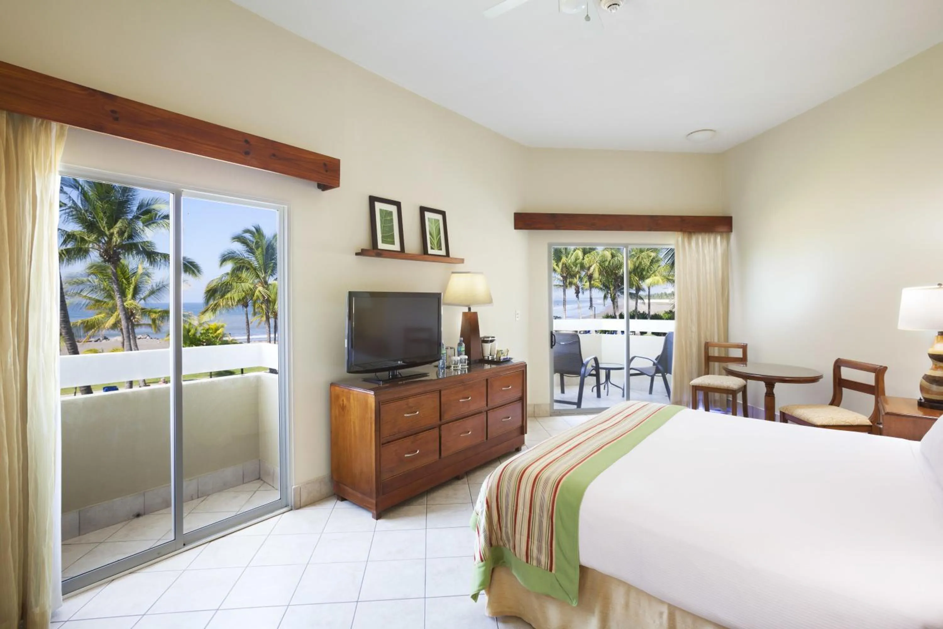 Bedroom, Bed in Fiesta Resort All Inclusive Central Pacific - Costa Rica