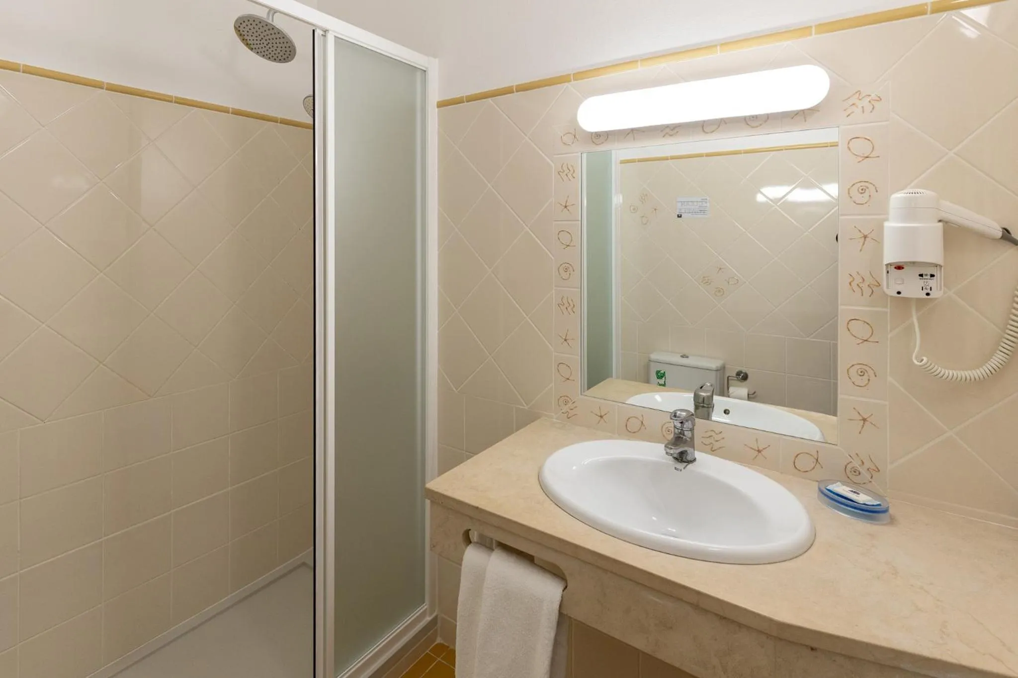 Toilet in Moradias Villas Joinal