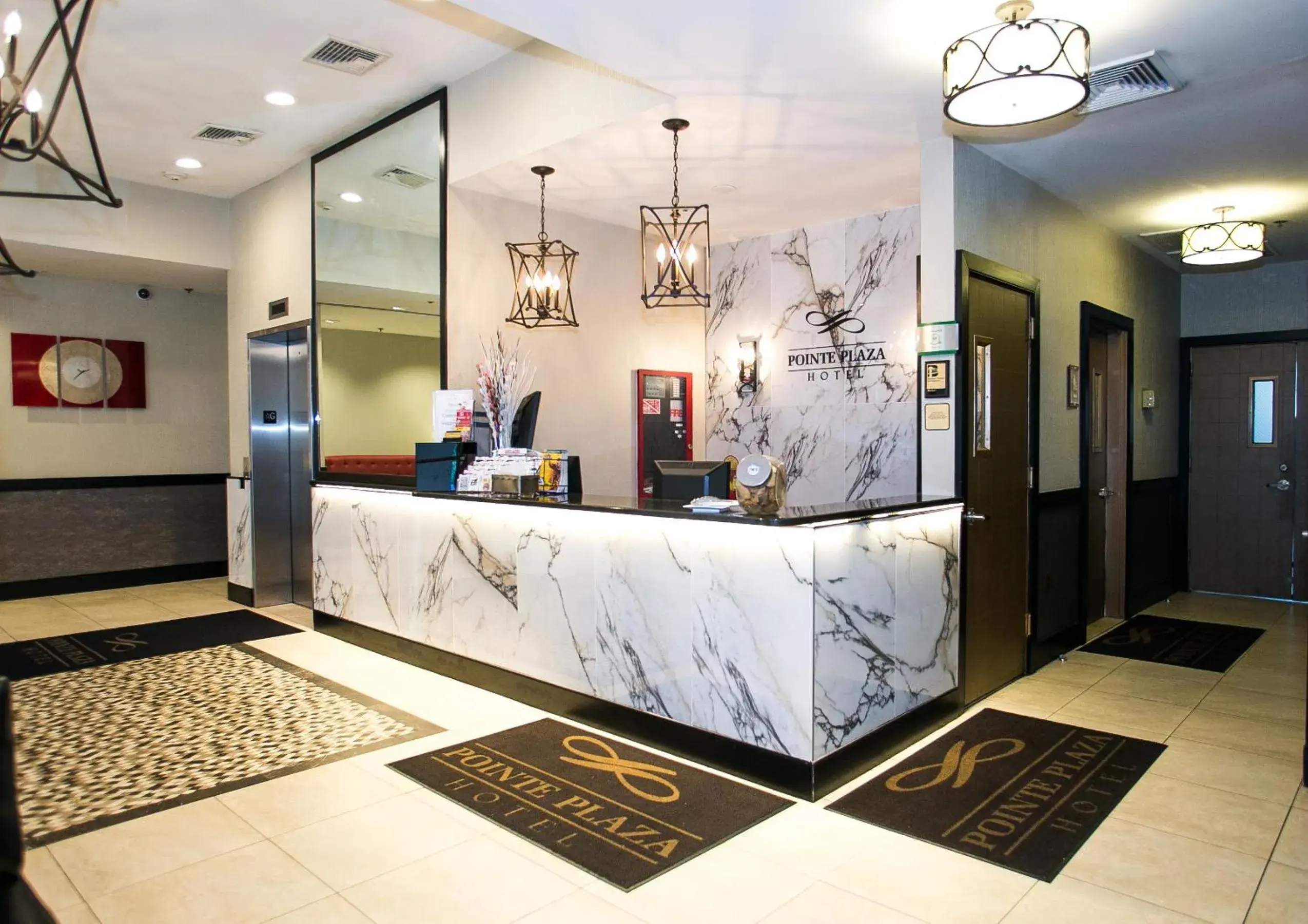 Lobby or reception, Bed in Pointe Plaza Hotel Lobby or reception, Bed in Pointe Plaza Hotel