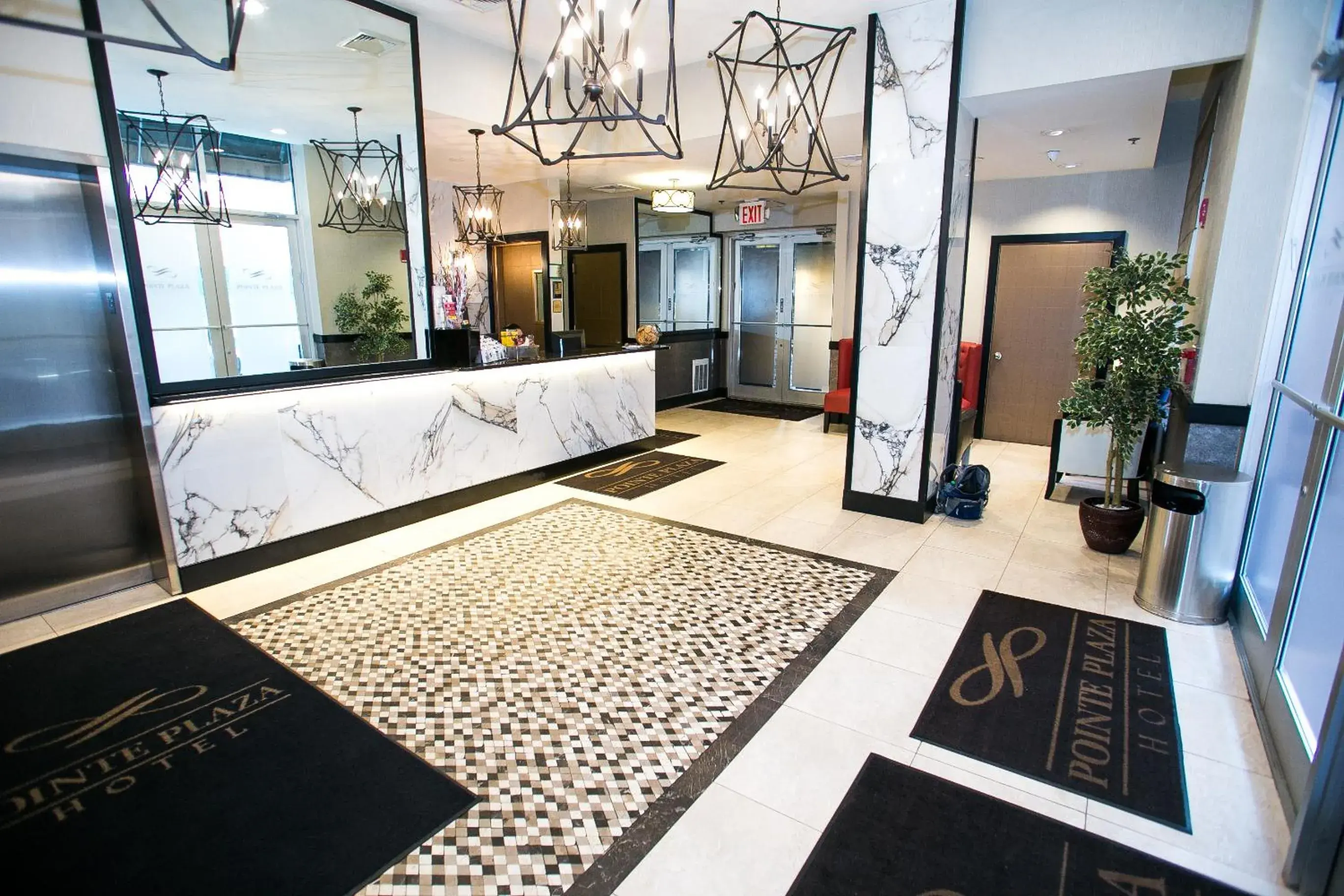 Lobby or reception in Pointe Plaza Hotel Lobby or reception in Pointe Plaza Hotel