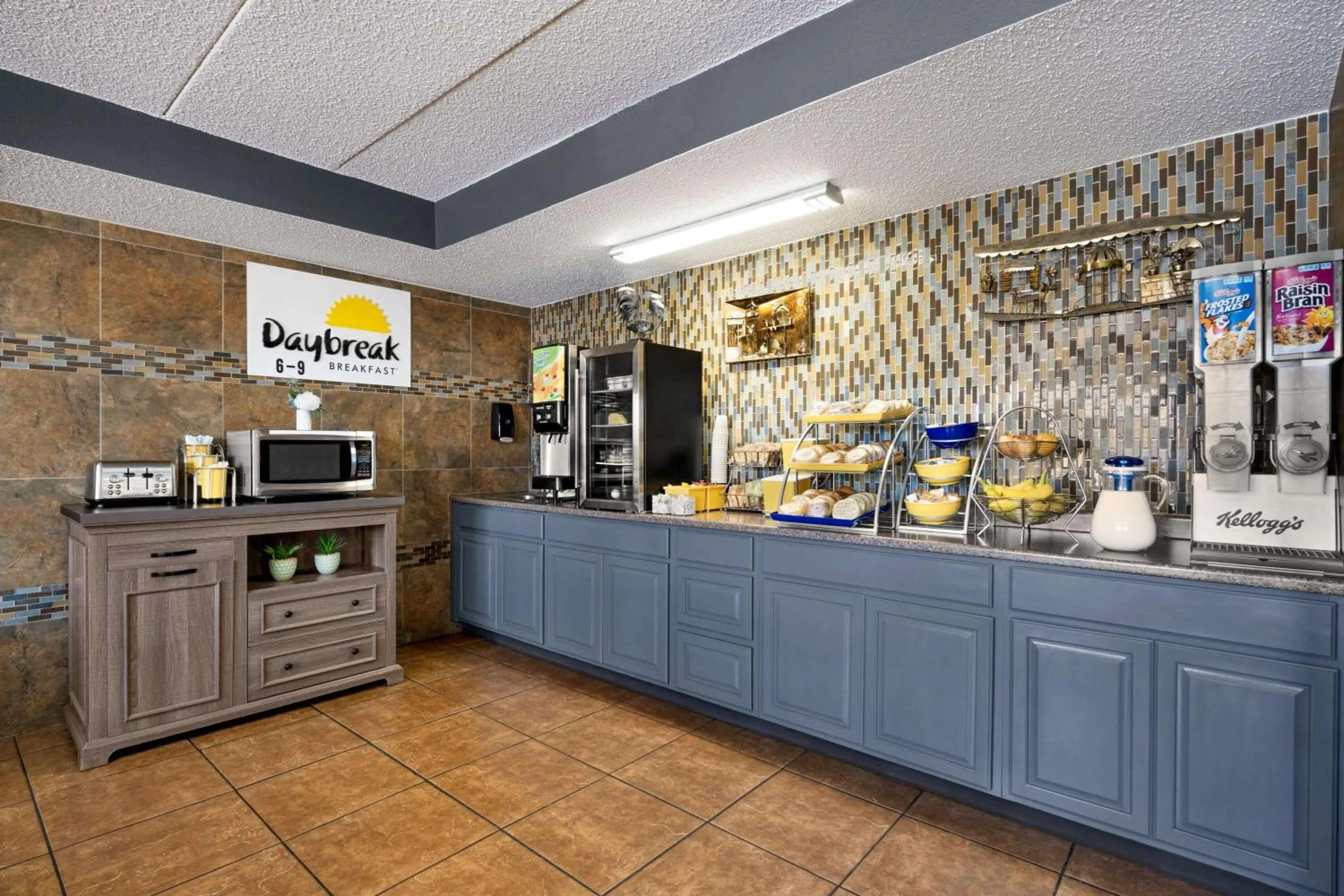 Restaurant/places to eat in Days Inn by Wyndham Fort Collins