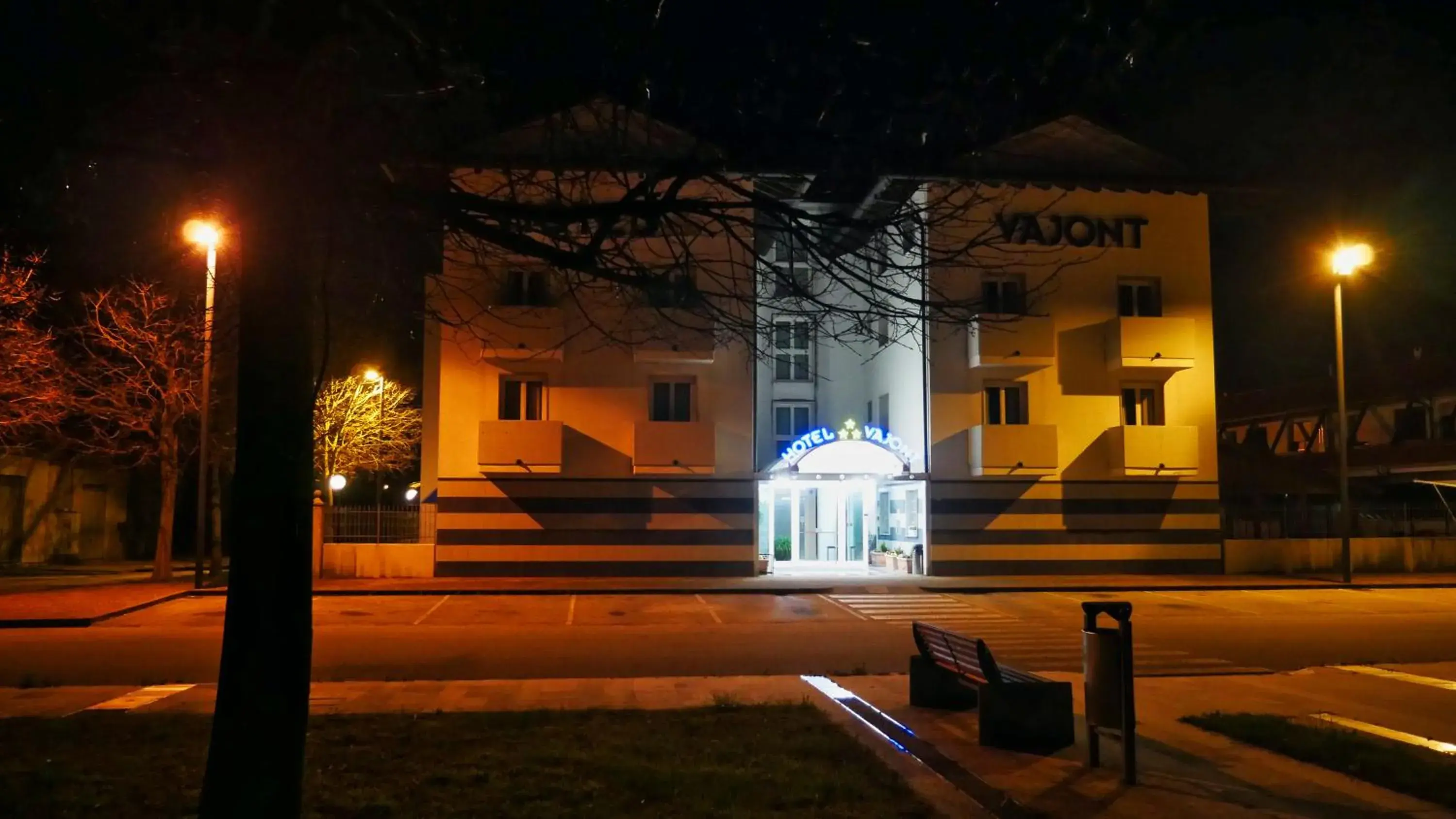 Facade/entrance in hotel Vajont Facade/entrance in hotel Vajont