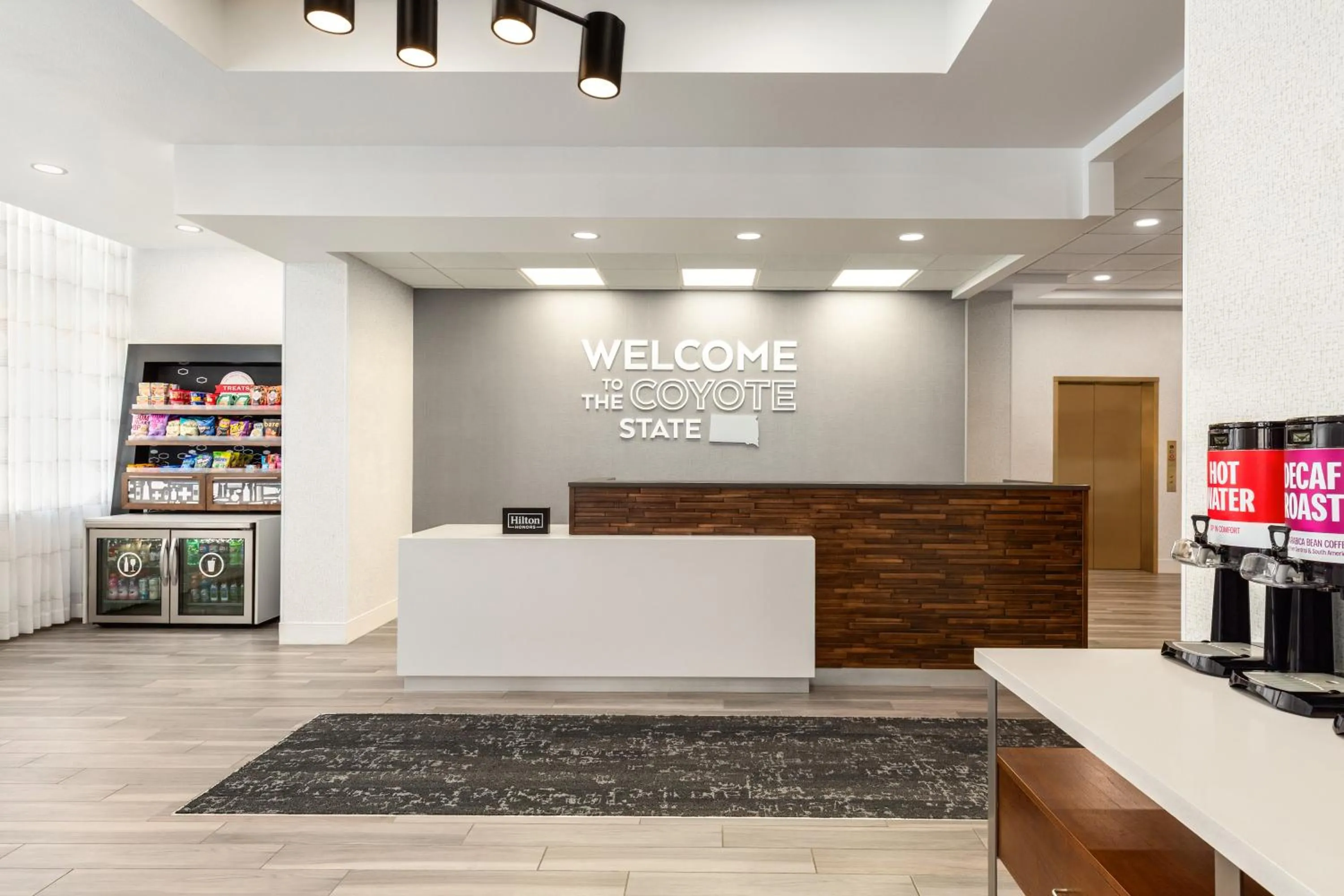 Lobby or reception in Hampton Inn at Tin Lizzie Gaming Resort