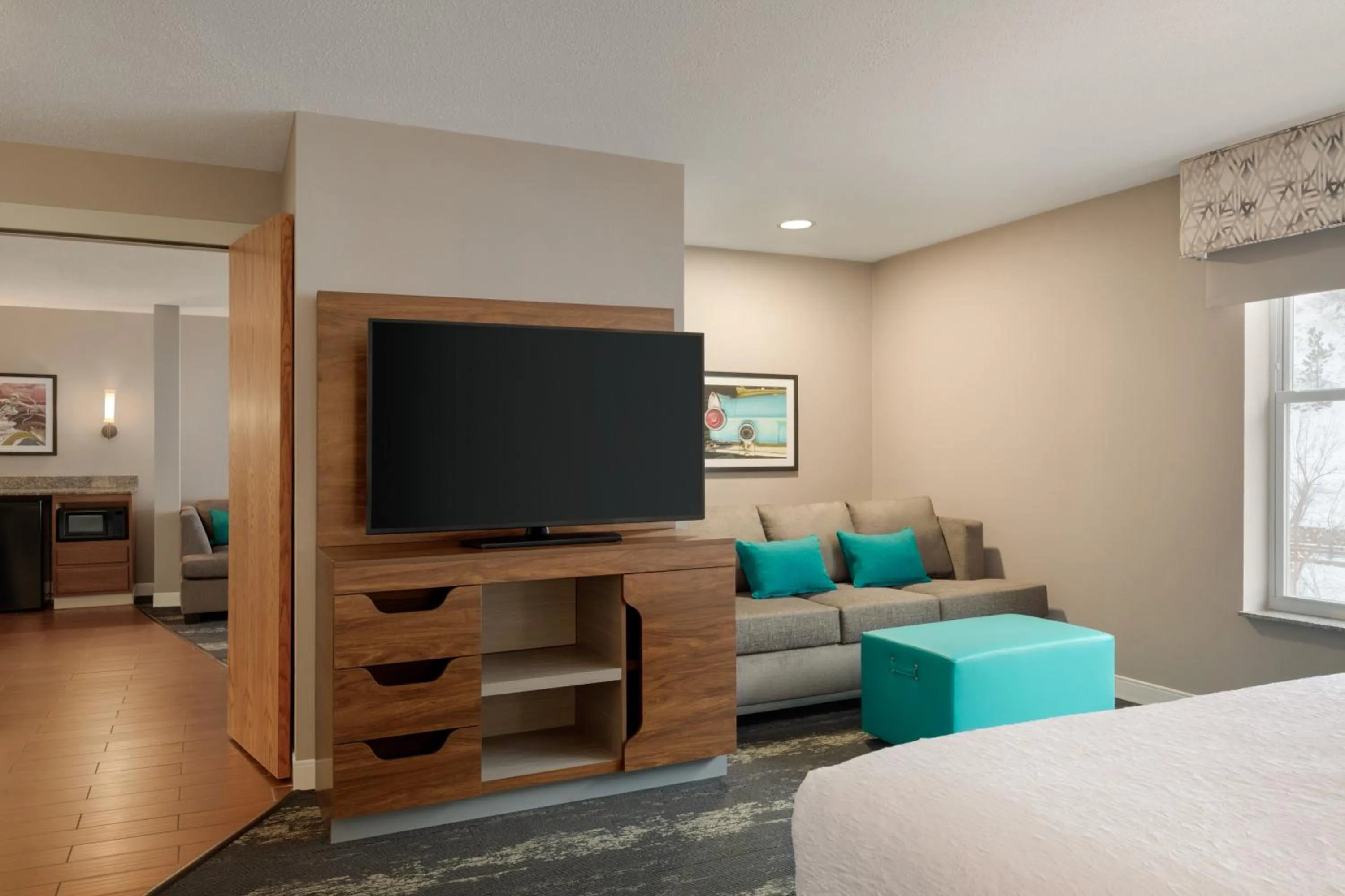 Bedroom, Bed in Hampton Inn at Tin Lizzie Gaming Resort