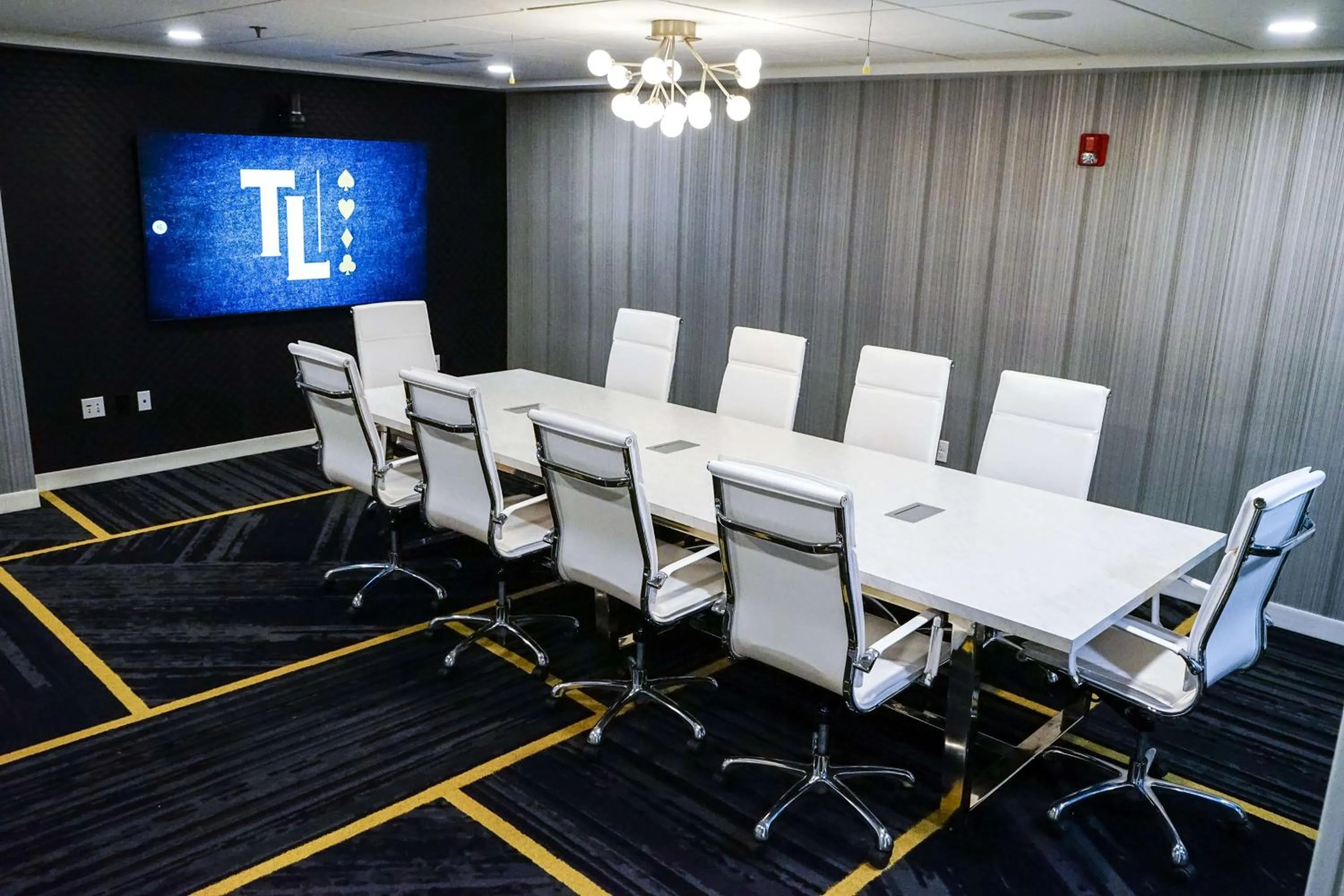 Meeting/conference room in Hampton Inn at Tin Lizzie Gaming Resort