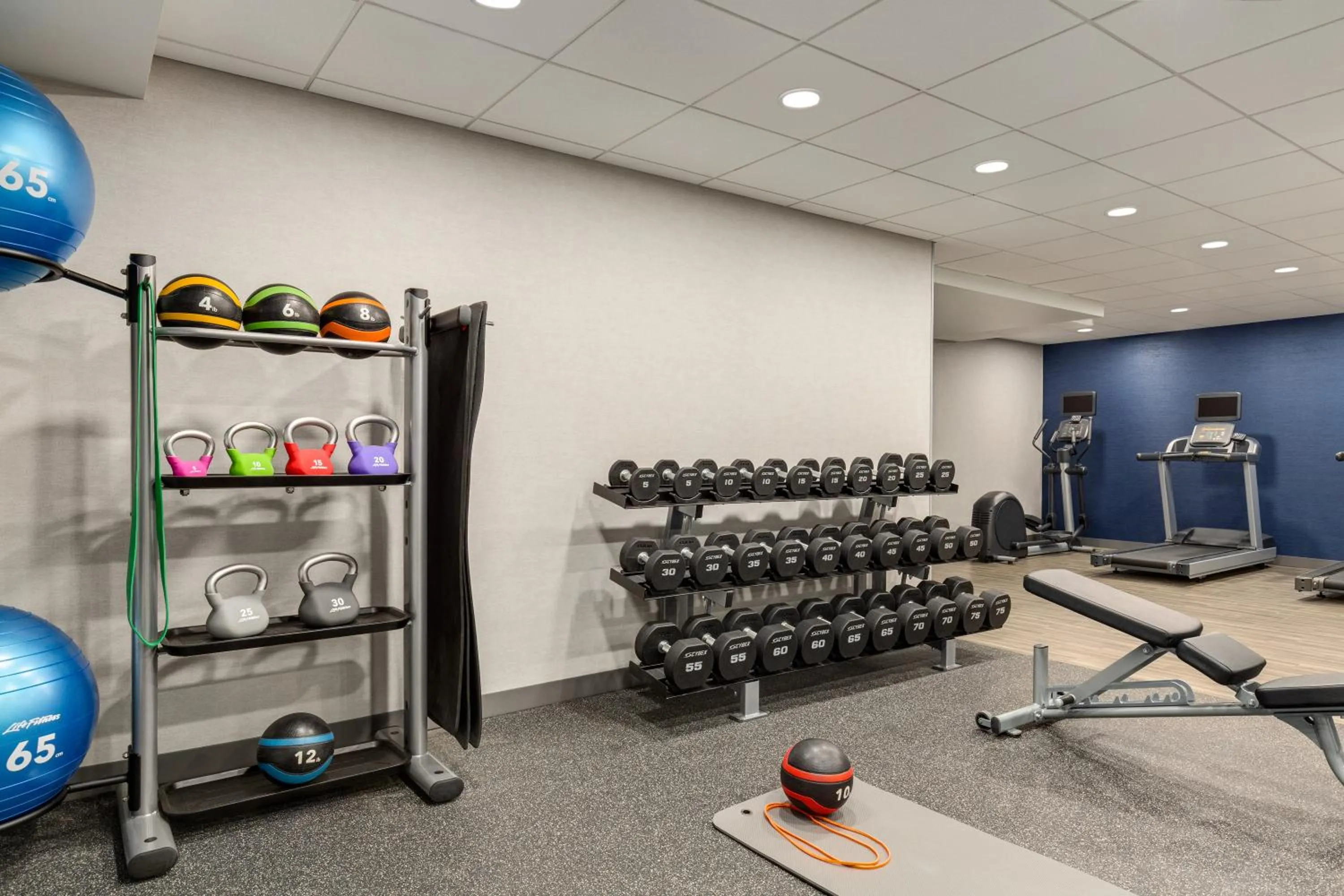 Fitness centre/facilities in Hampton Inn at Tin Lizzie Gaming Resort