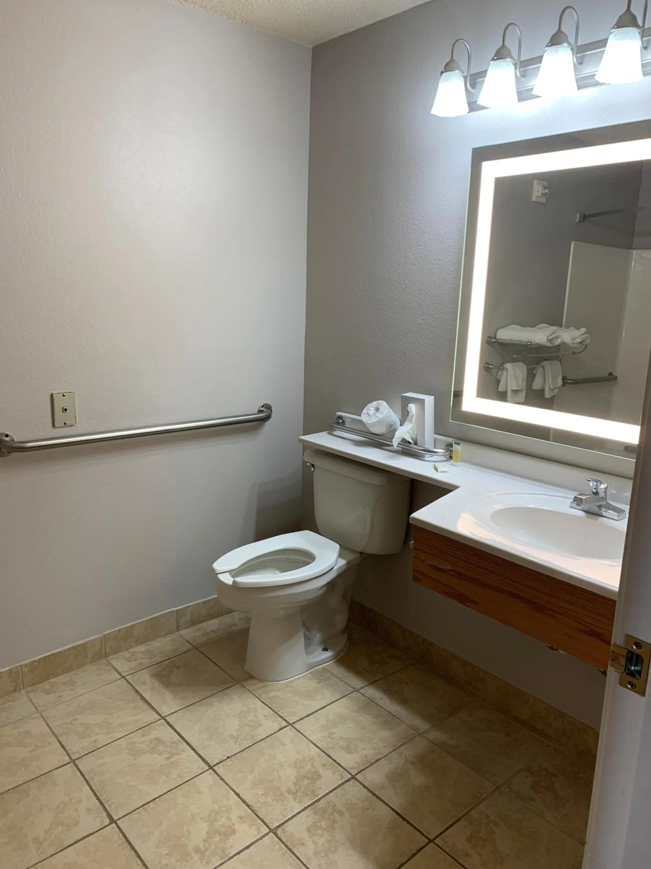 Bathroom in Days Inn by Wyndham Custer