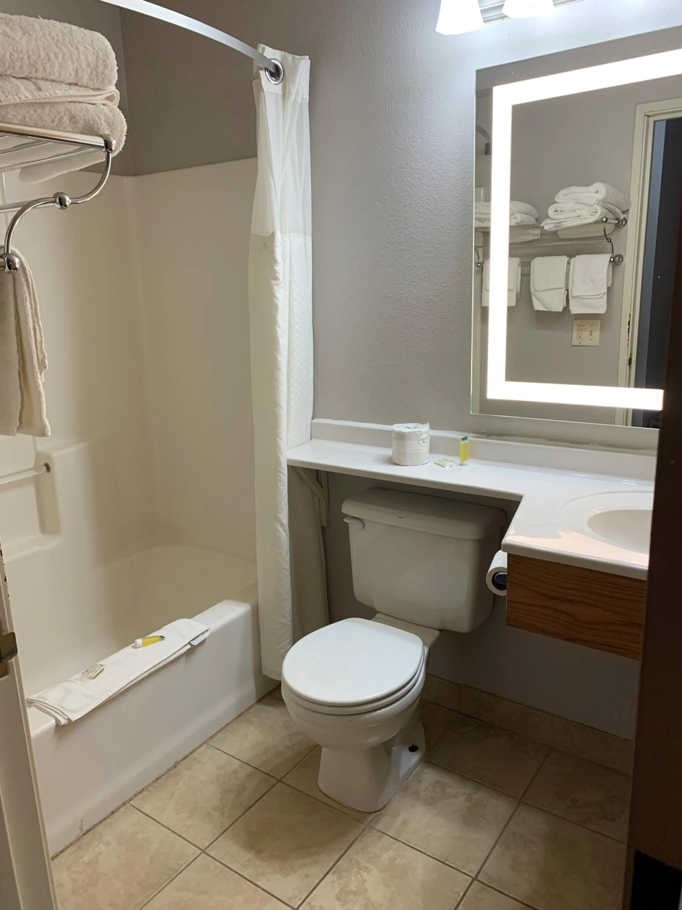 Bathroom in Days Inn by Wyndham Custer
