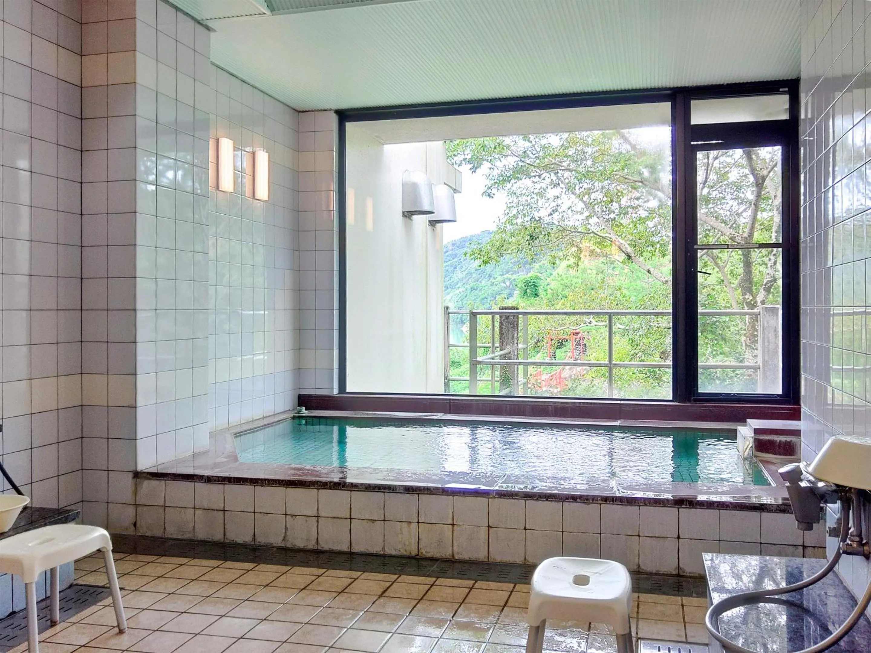 Hot Spring Bath in Yumeno Onsen