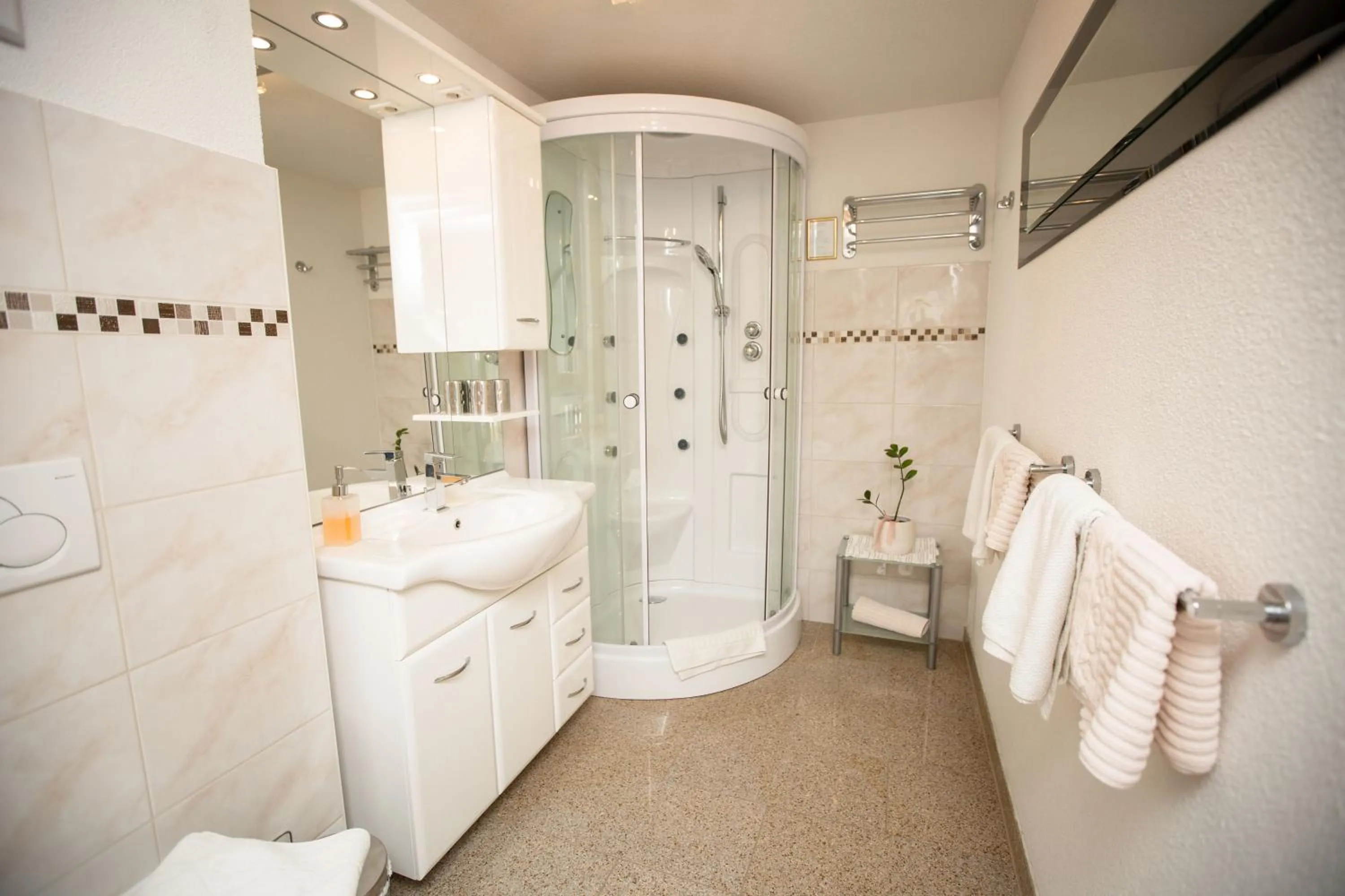 Bathroom in Pension Knoll