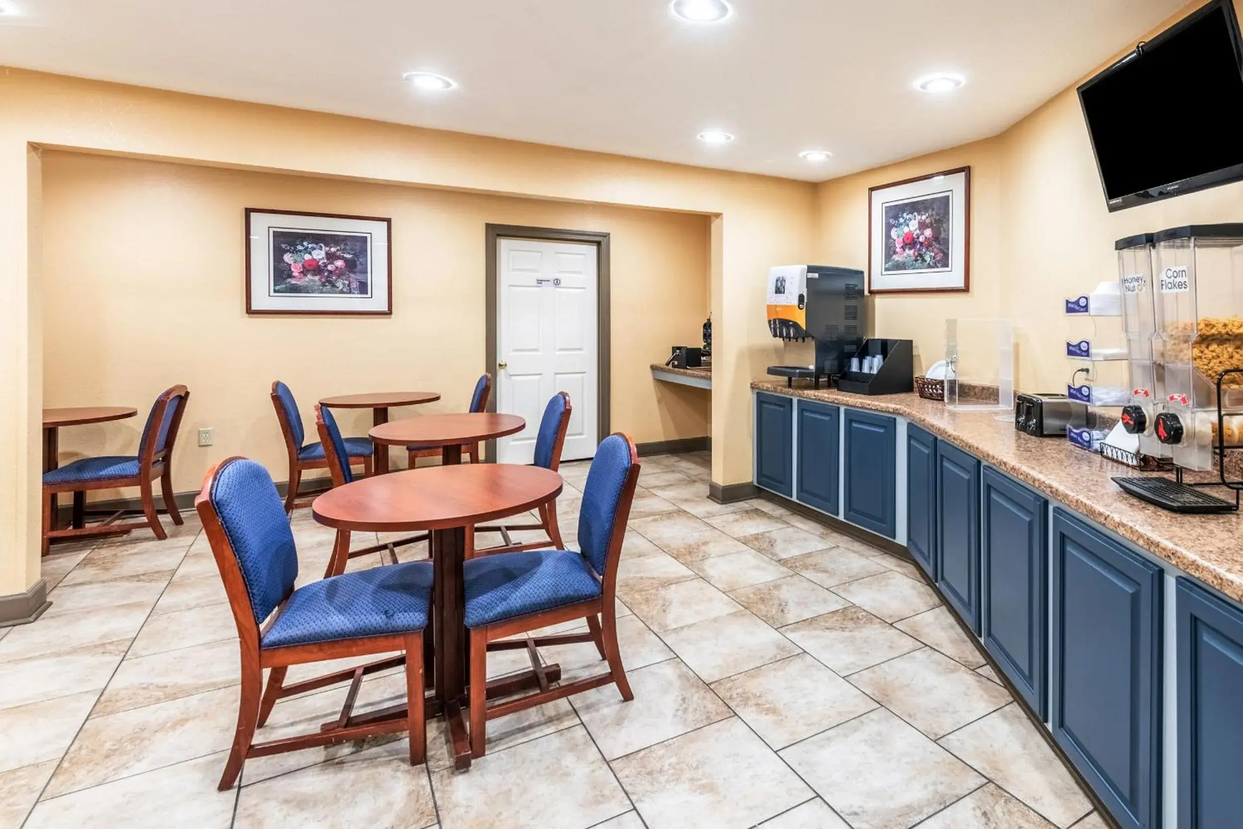 Continental breakfast in Americas Best Value Inn Searcy Continental breakfast in Americas Best Value Inn Searcy