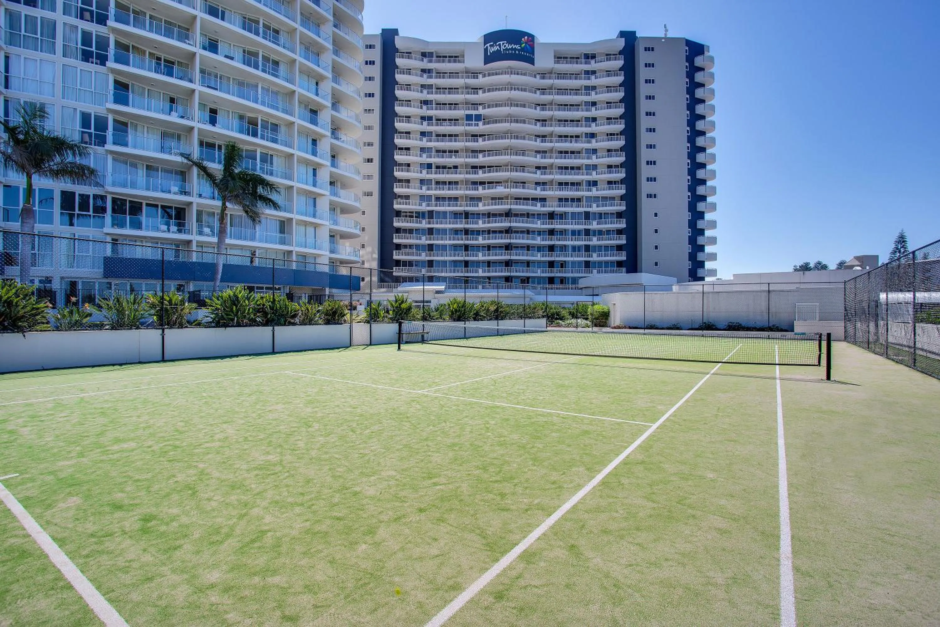 Tennis court in Mantra Twin Towns