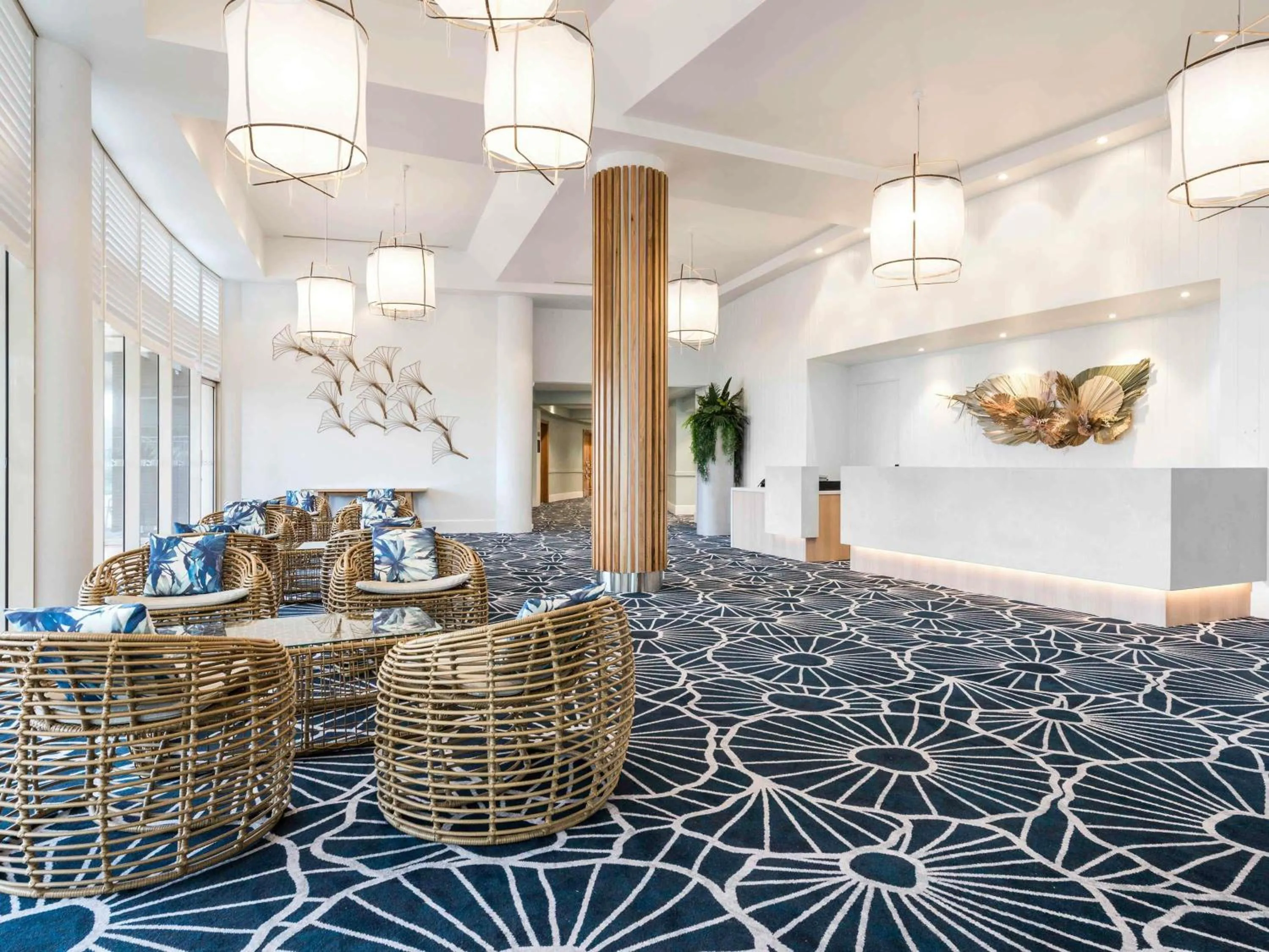 Property building in Mantra Twin Towns