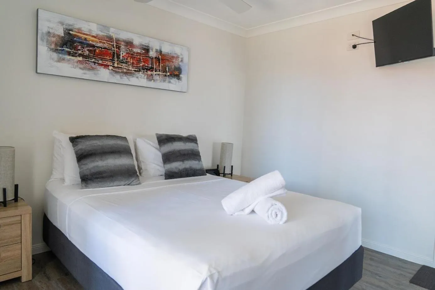 Bedroom, Bed in Wharf Boutique Apartments