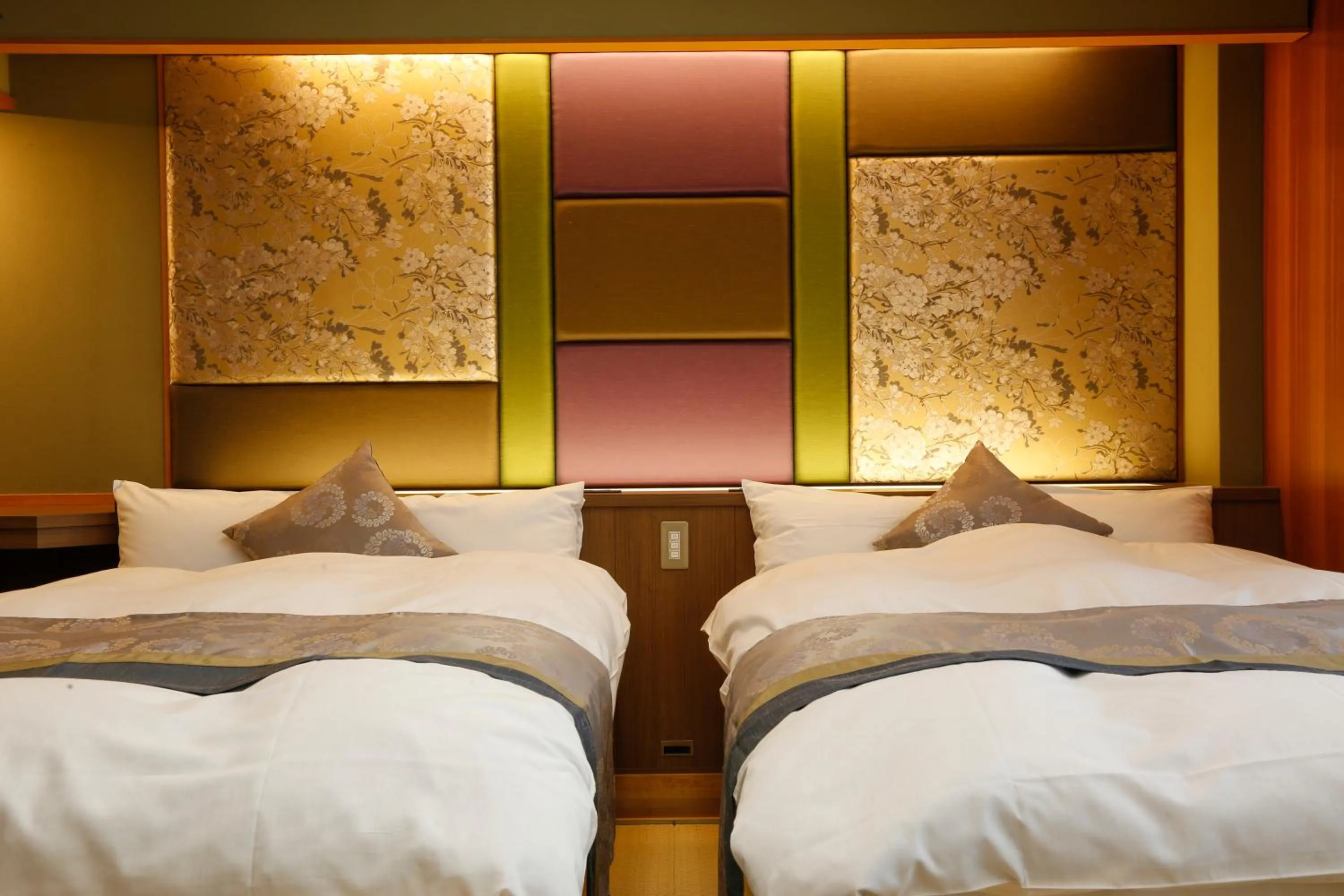 Bed in Tamatsukuri Grand Hotel Choseikaku