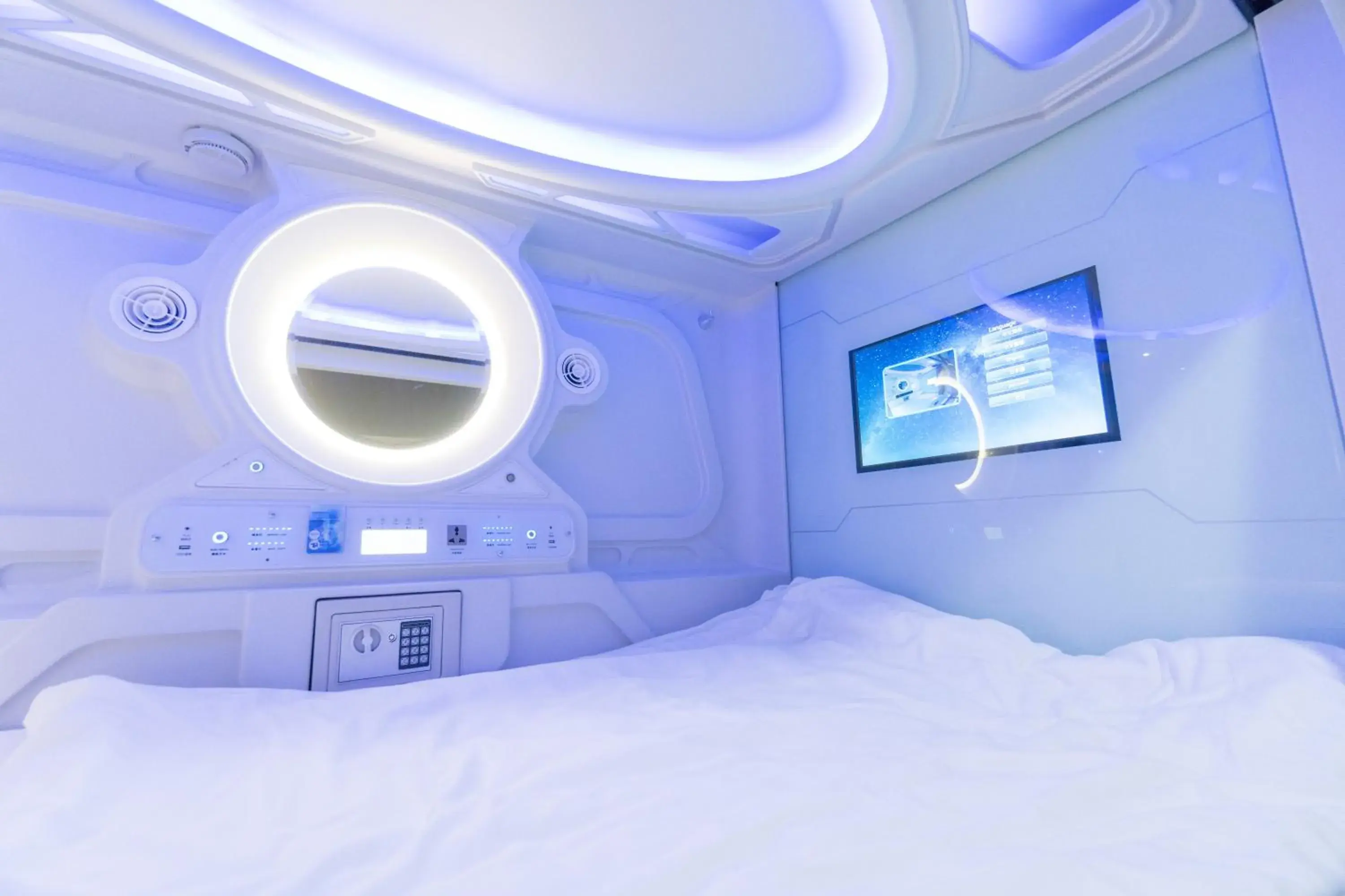 Photo of the whole room in Seaview Capsule Hotel