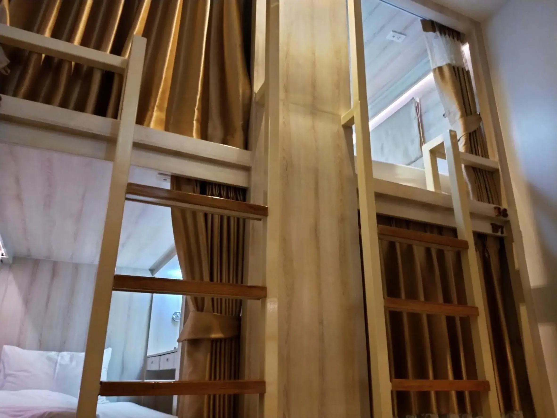 bunk bed, Bed in Mariya Lady Hostel Suvarnabhumi Airport bunk bed, Bed in Mariya Lady Hostel Suvarnabhumi Airport