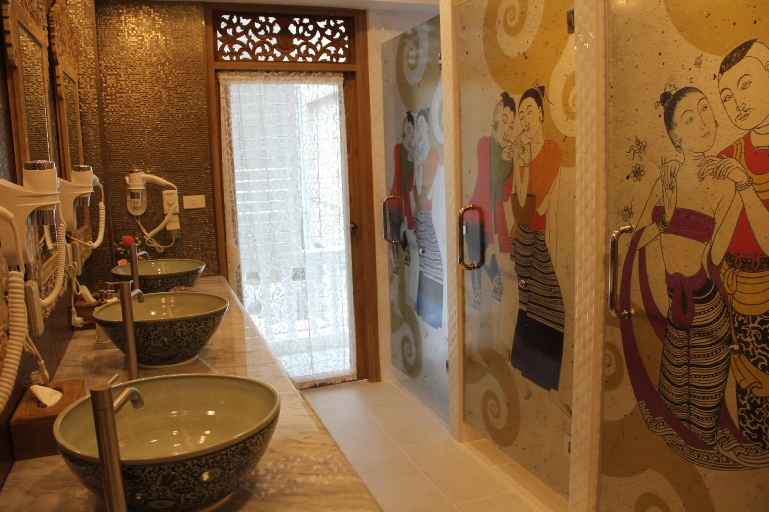 Toilet in Mariya Lady Hostel Suvarnabhumi Airport