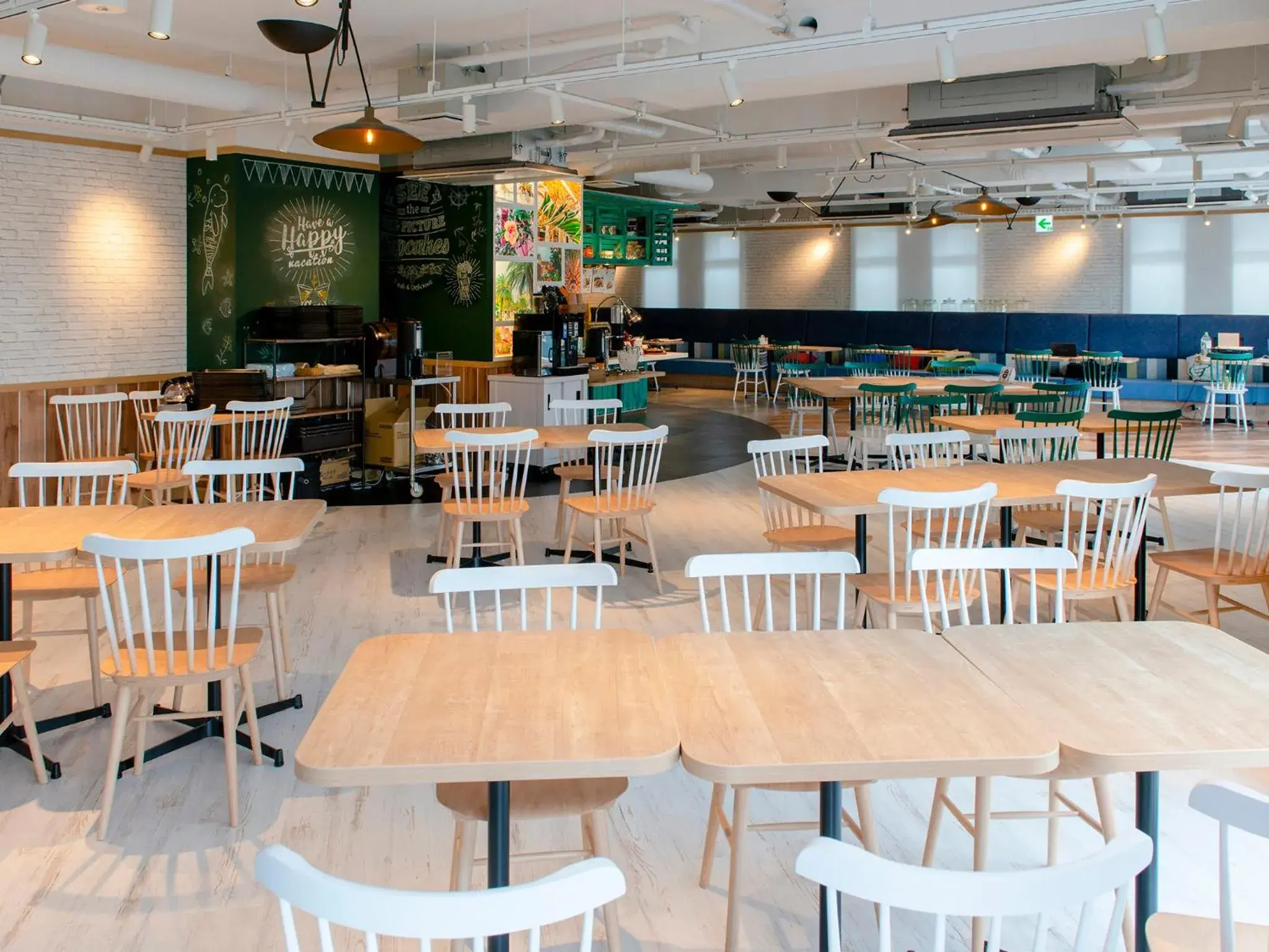 Restaurant/places to eat in La'gent Hotel Okinawa Chatan Hotel and Hostel Restaurant/places to eat in La'gent Hotel Okinawa Chatan Hotel and Hostel