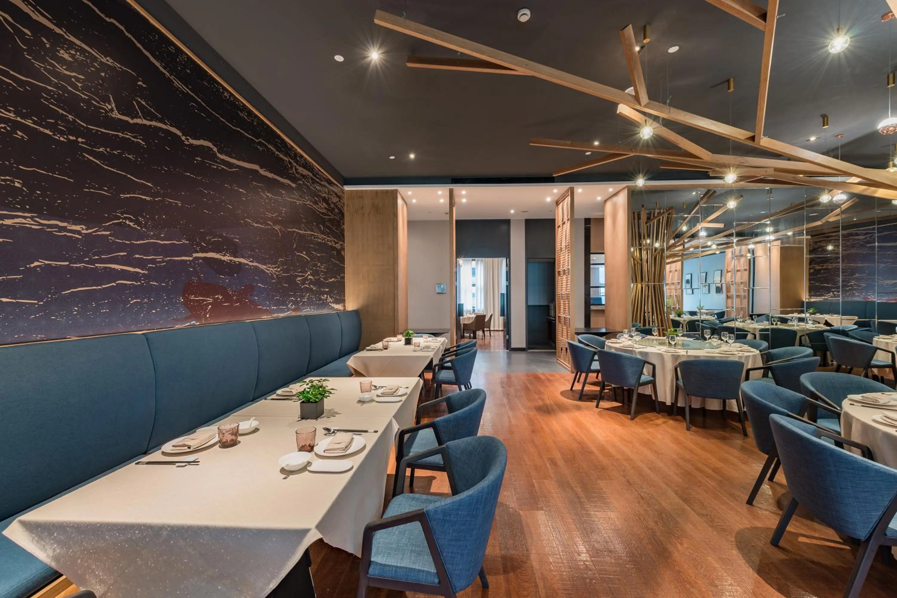 Restaurant/places to eat in Yiting Hotel Yuanzhou, Shanghai