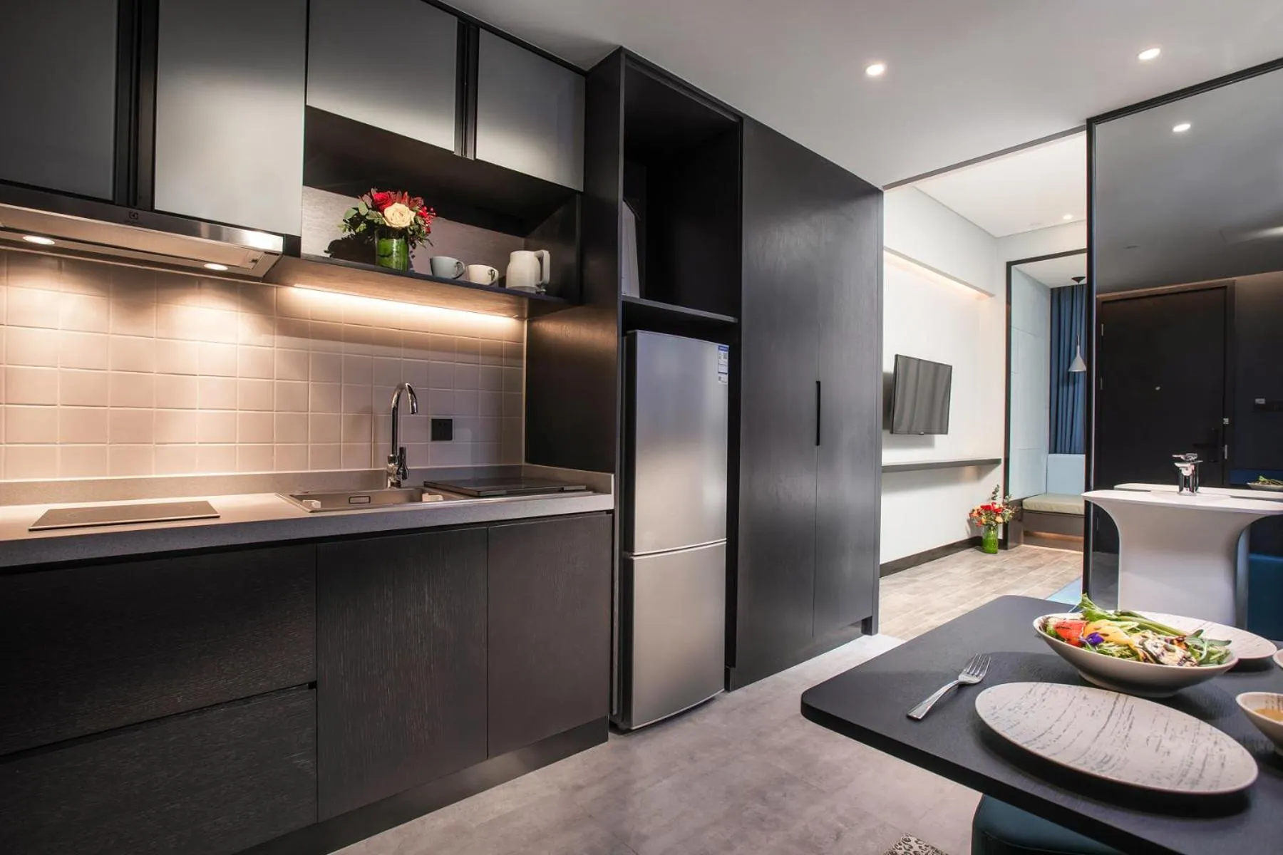 Kitchen or kitchenette in Yiting Hotel Yuanzhou, Shanghai