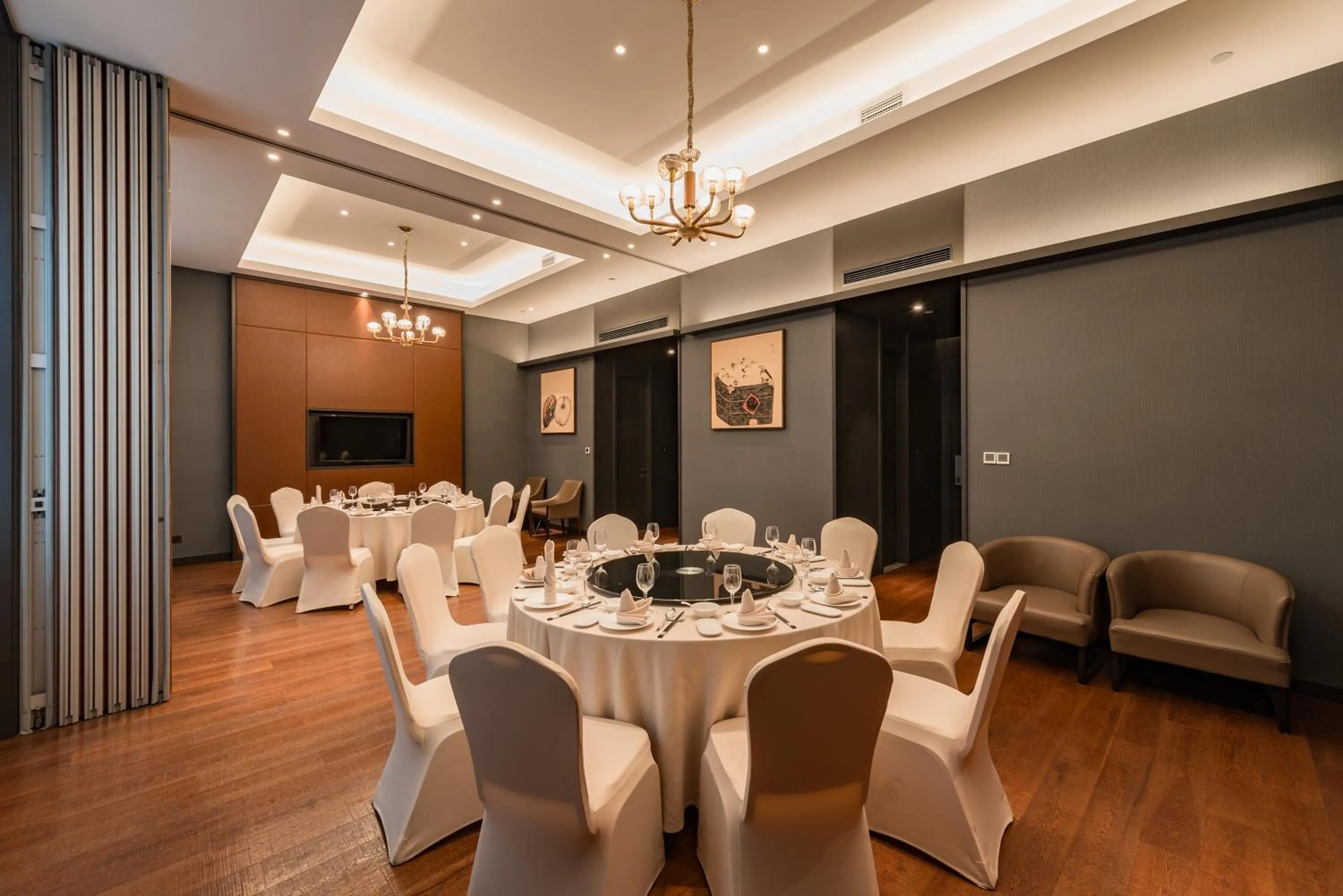 Restaurant/places to eat in Yiting Hotel Yuanzhou, Shanghai