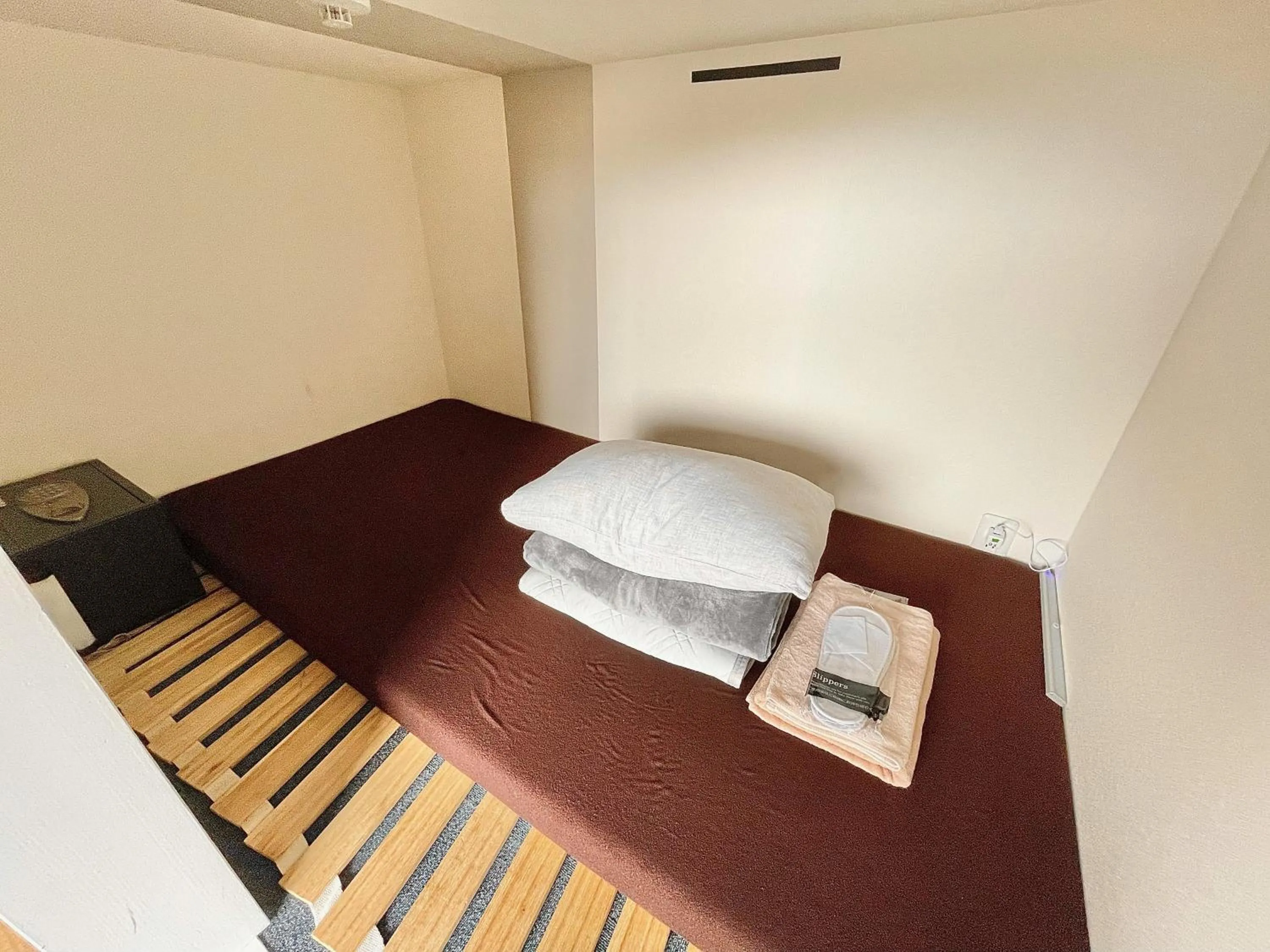 Bed in Book Tea Bed IZUOSHIMA