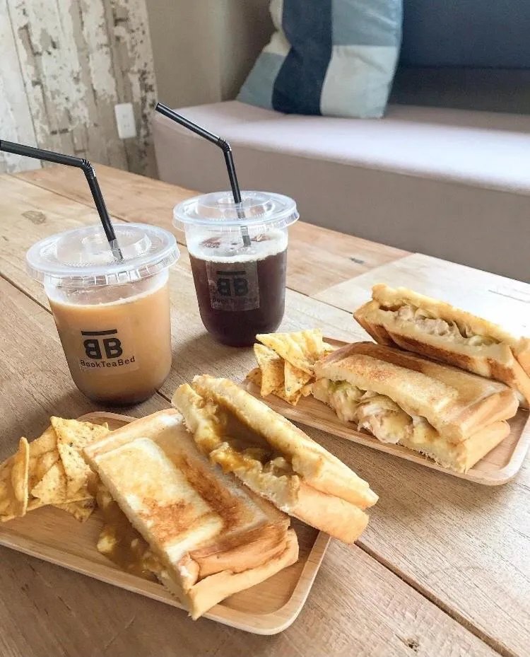 Breakfast in Book Tea Bed IZUOSHIMA
