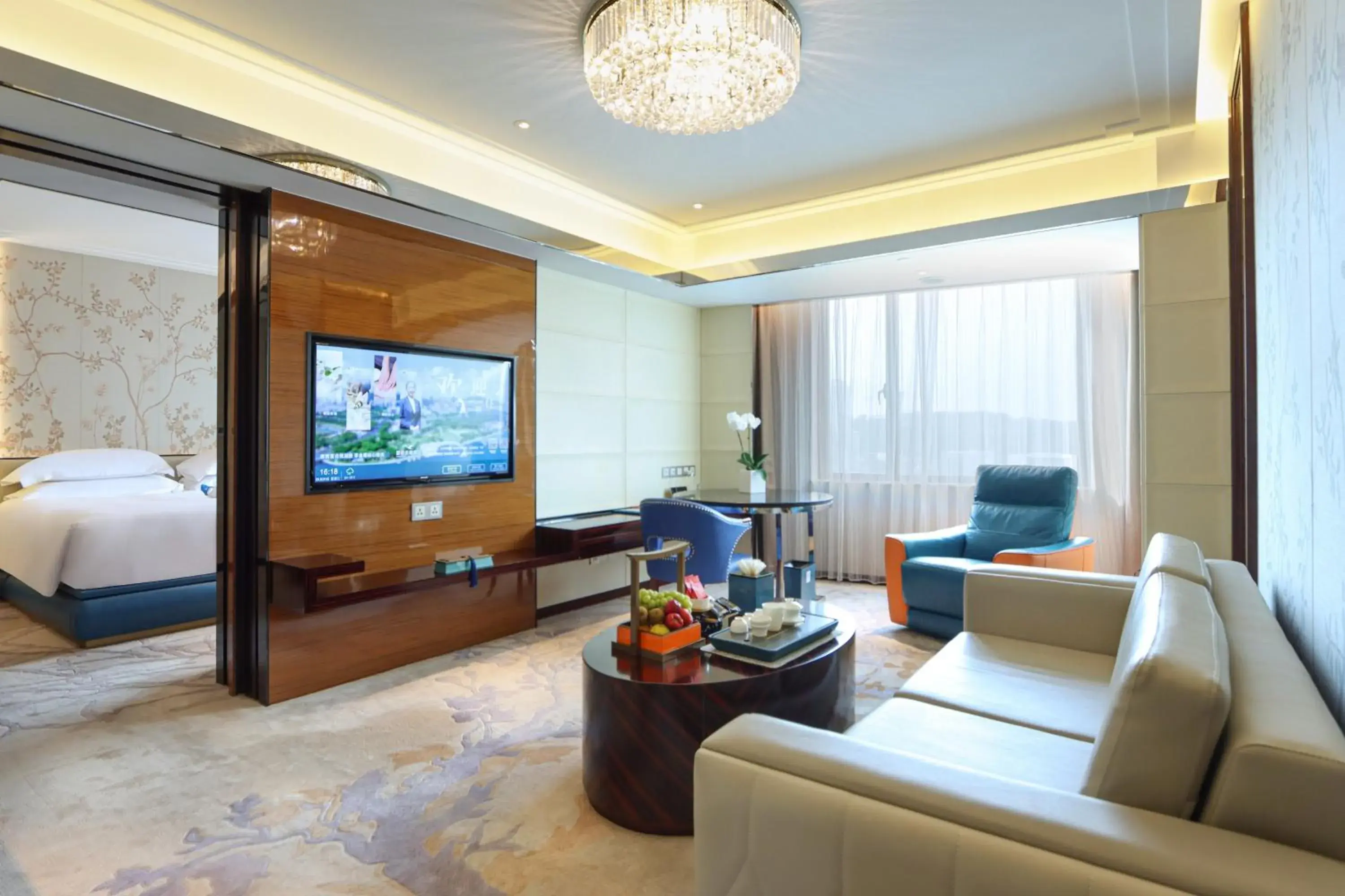 Bed in Xiamen Airlines Lakeside Hotel Bed in Xiamen Airlines Lakeside Hotel