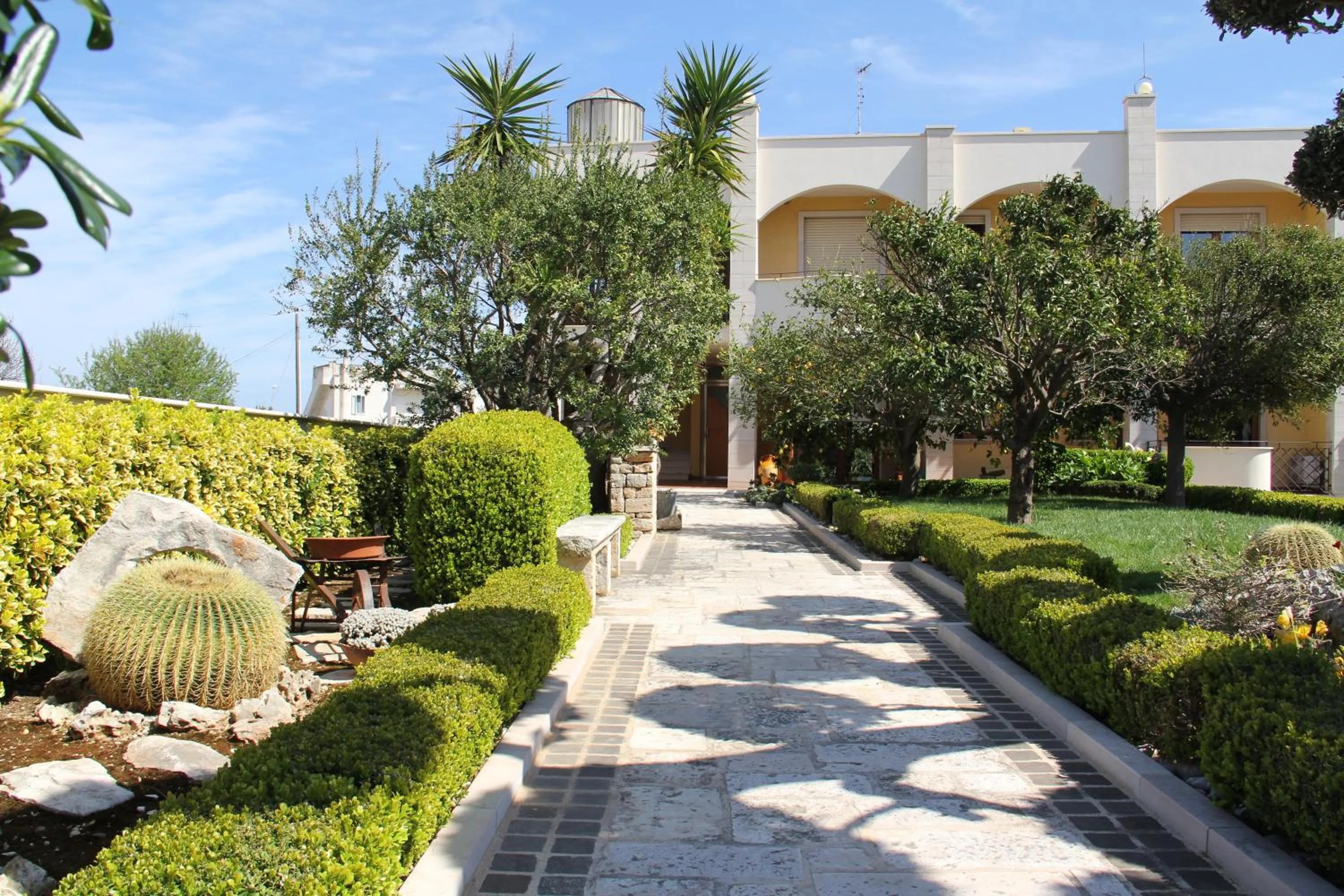 Facade/entrance in B&B La Rosa Blu