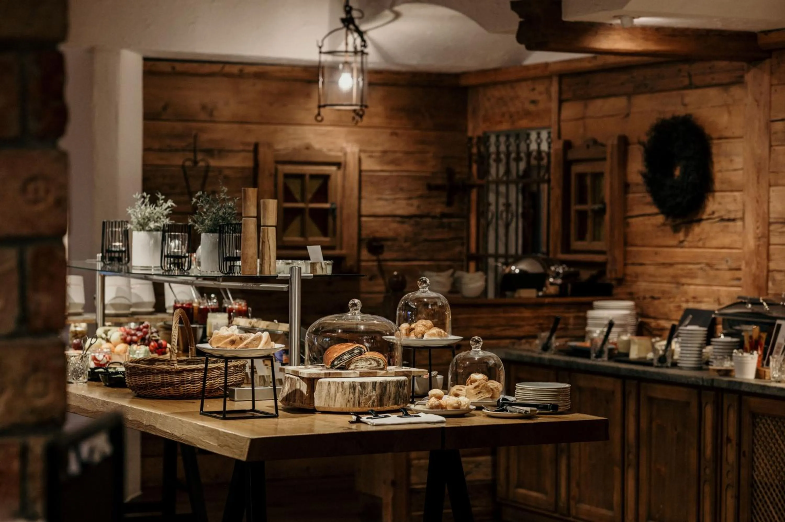 Buffet breakfast in Sonnhof Alpendorf - an adults only place