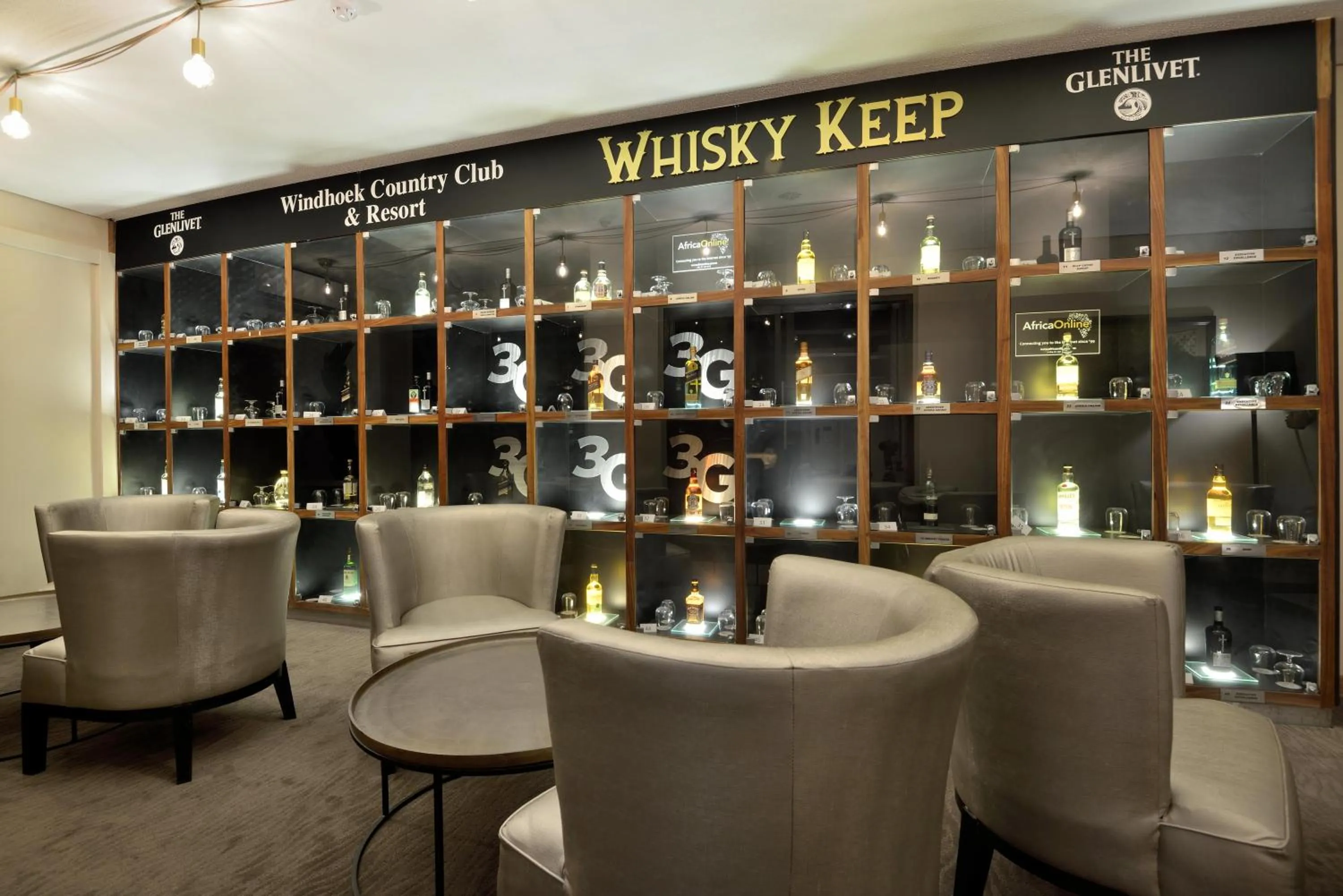 Lounge or bar in Windhoek Country Club Resort