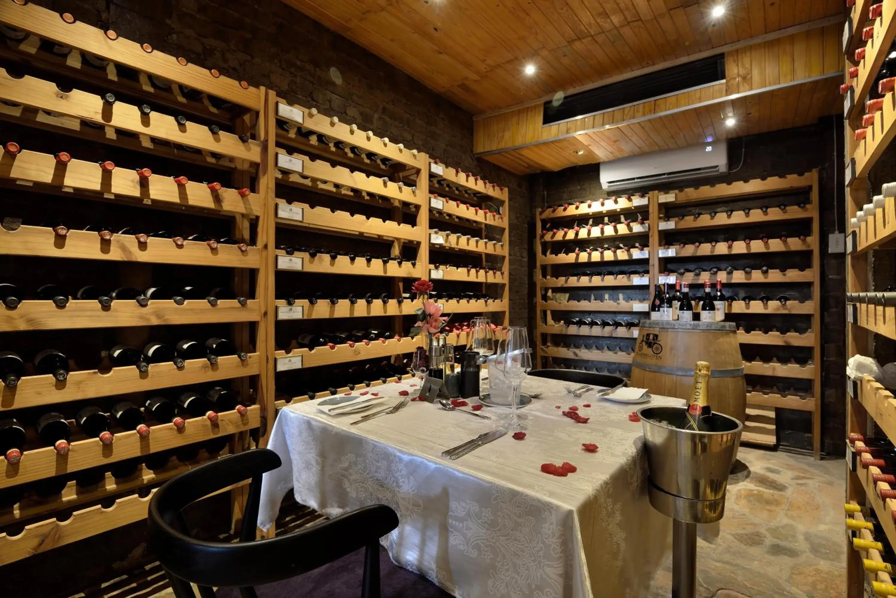 Restaurant/places to eat in Windhoek Country Club Resort Restaurant/places to eat in Windhoek Country Club Resort