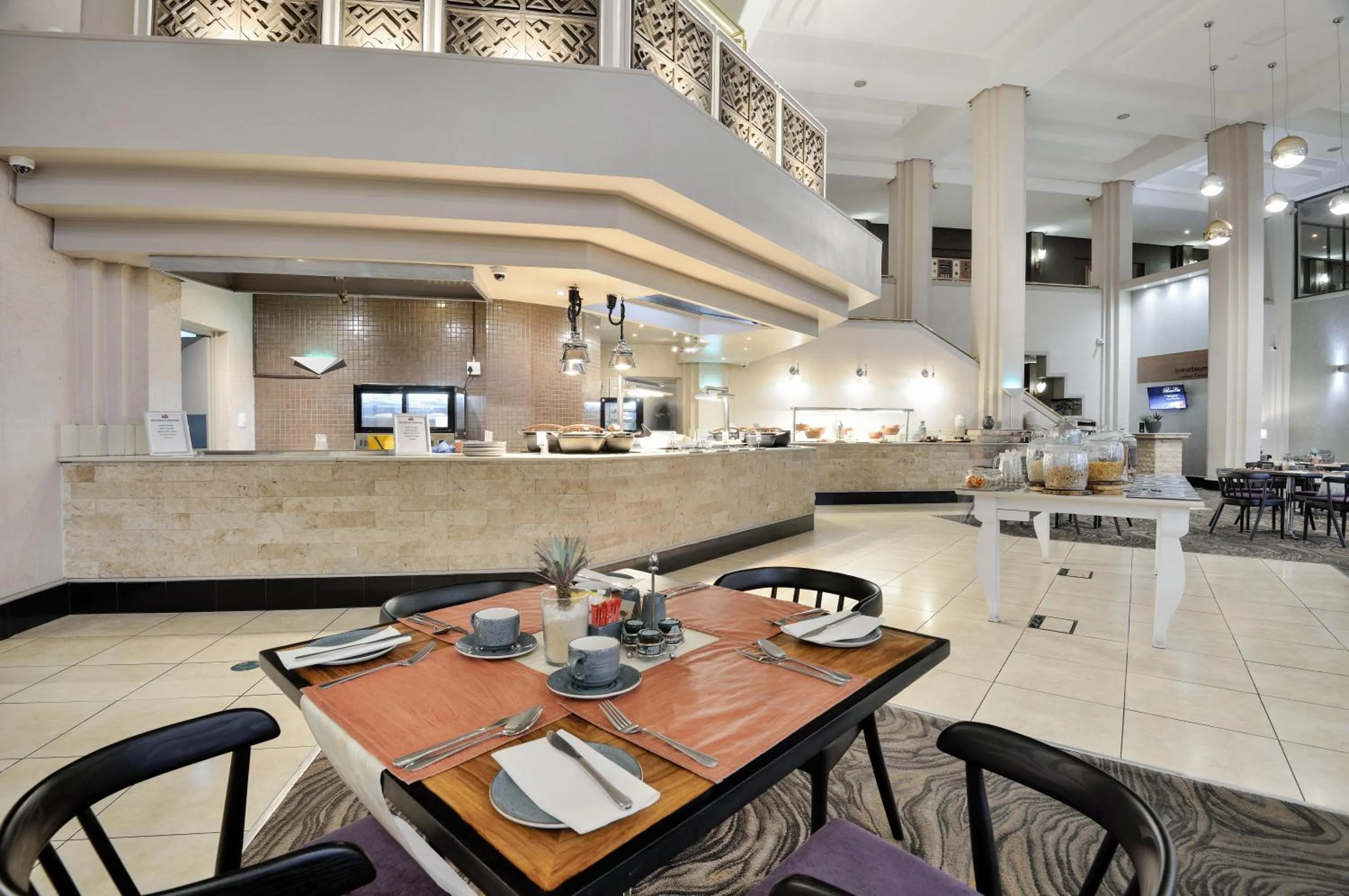 Restaurant/places to eat in Windhoek Country Club Resort