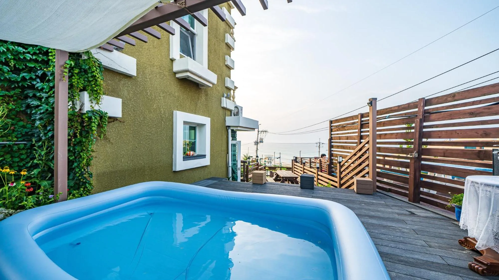 Swimming pool in Pension Badawa