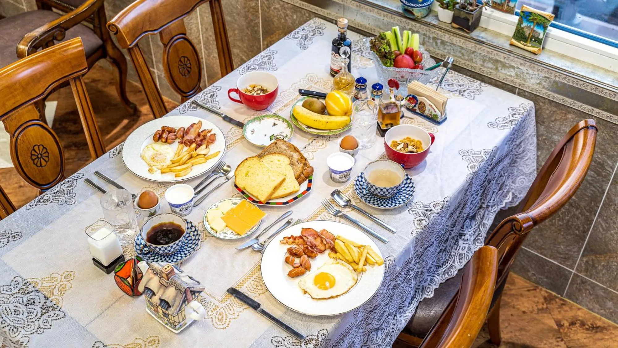 Communal kitchen in Pension Badawa