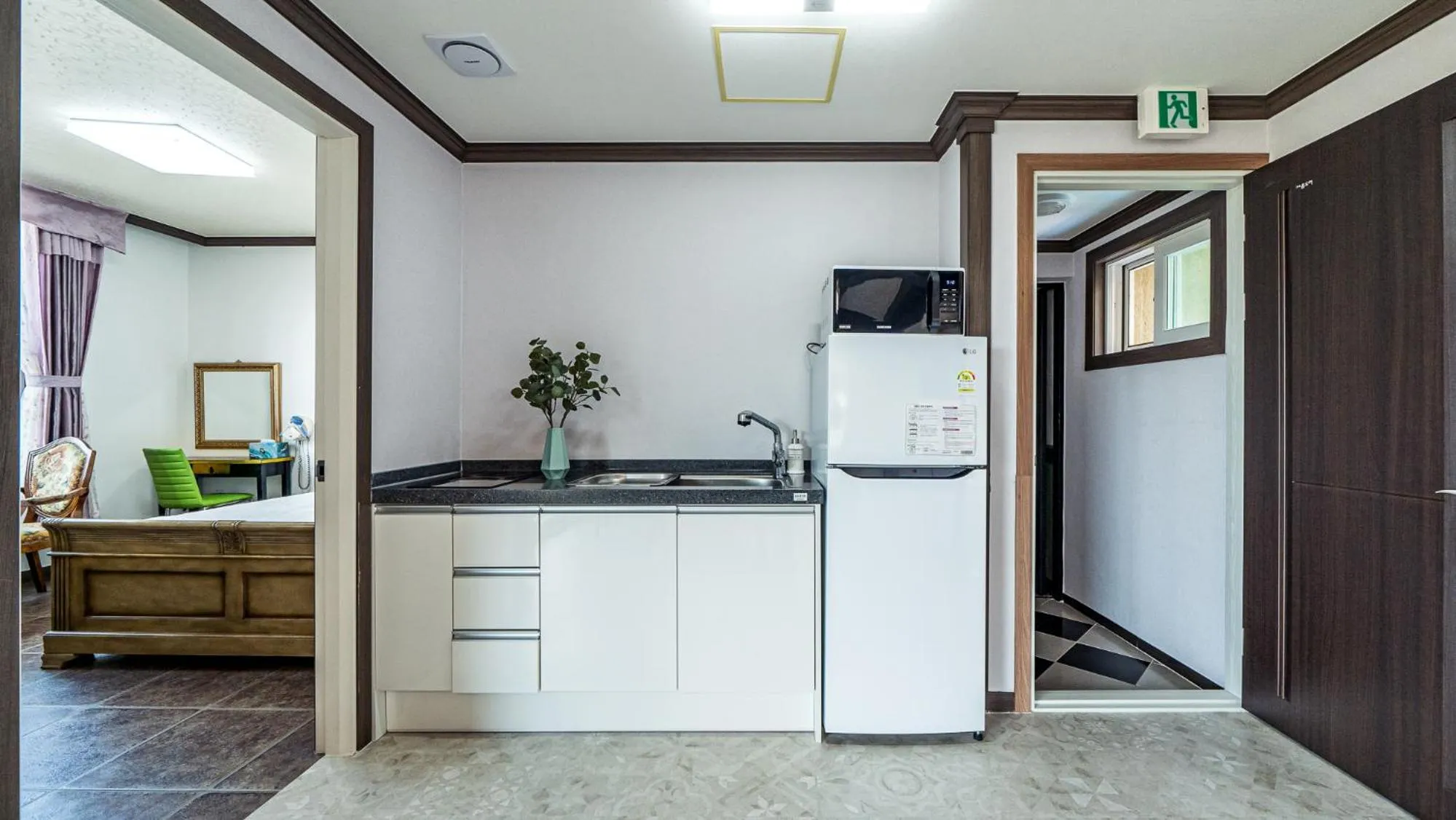 Kitchen or kitchenette in Pension Badawa