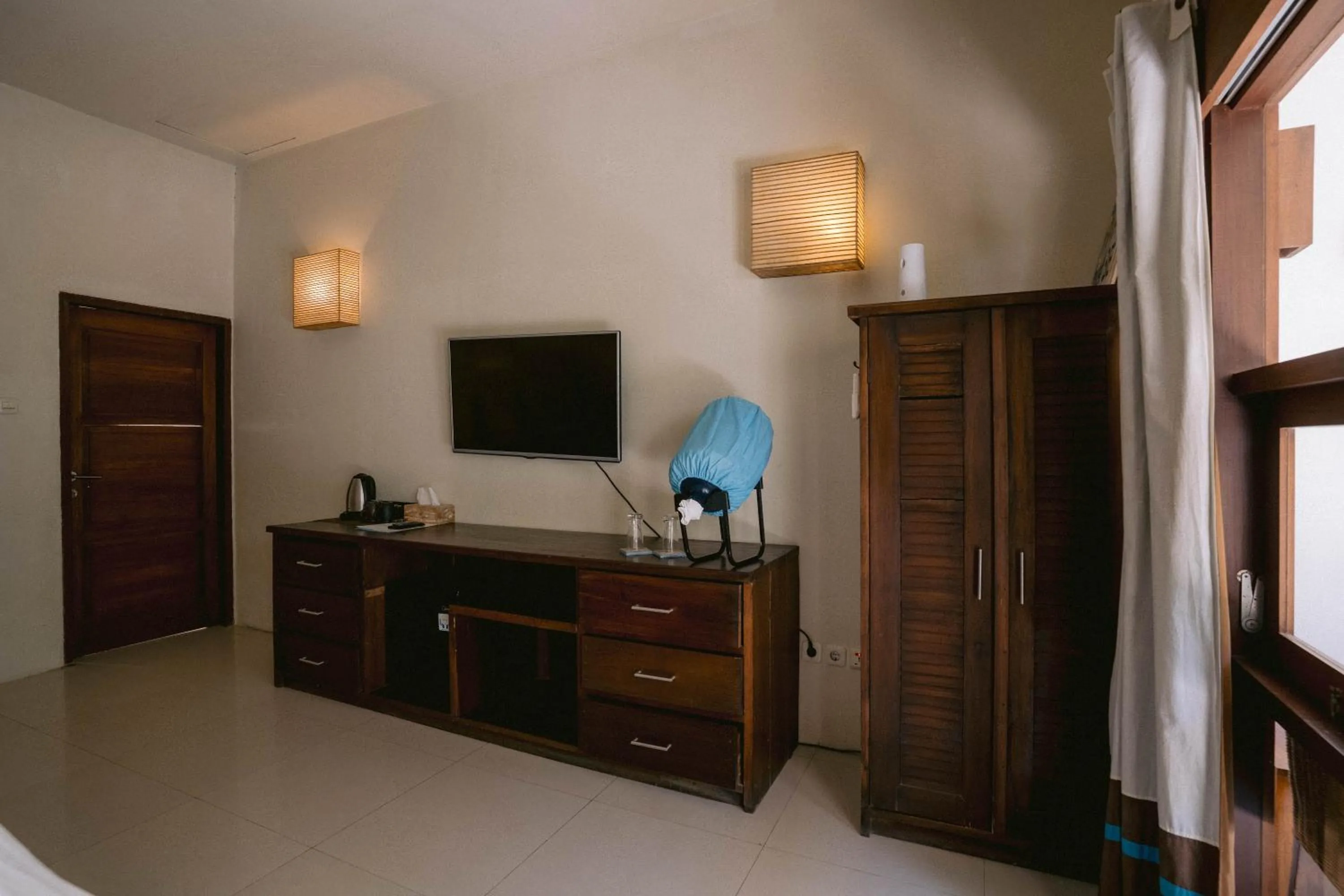 Bedroom in Tír na nÓg Beachfront Resort