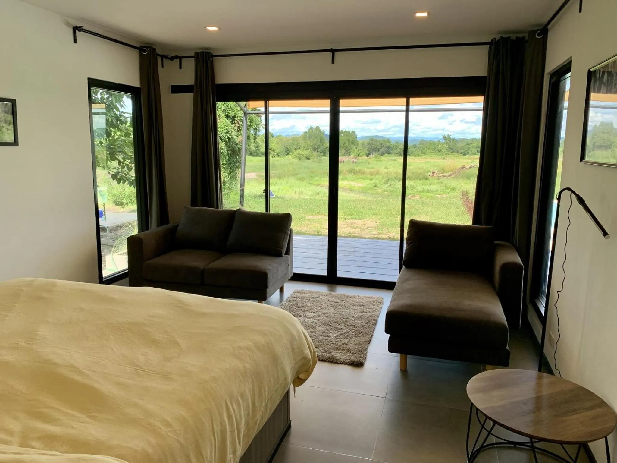 Garden view, Bed in I love phants Lodge