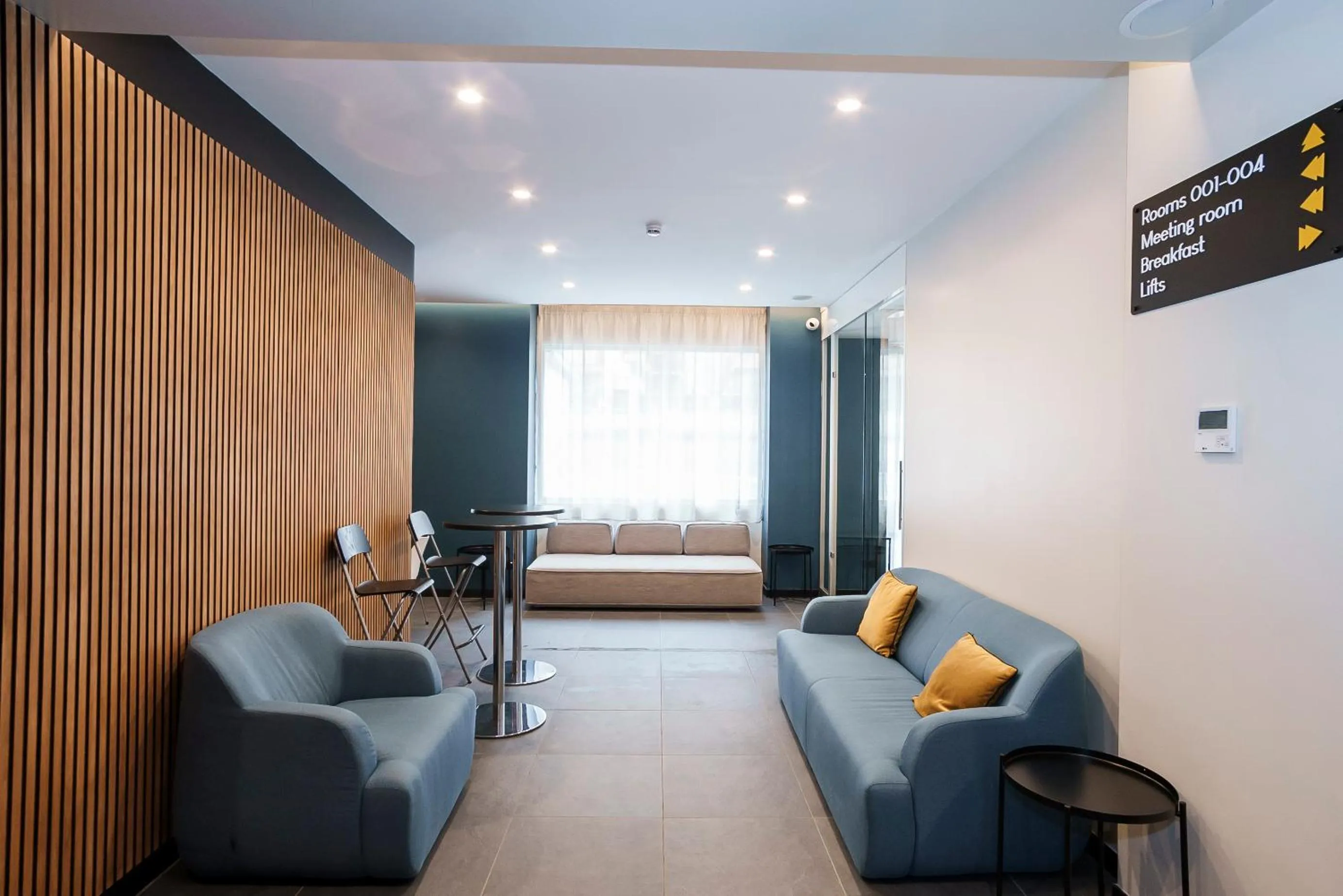 Seating area in Aparthotel Colombo Roma