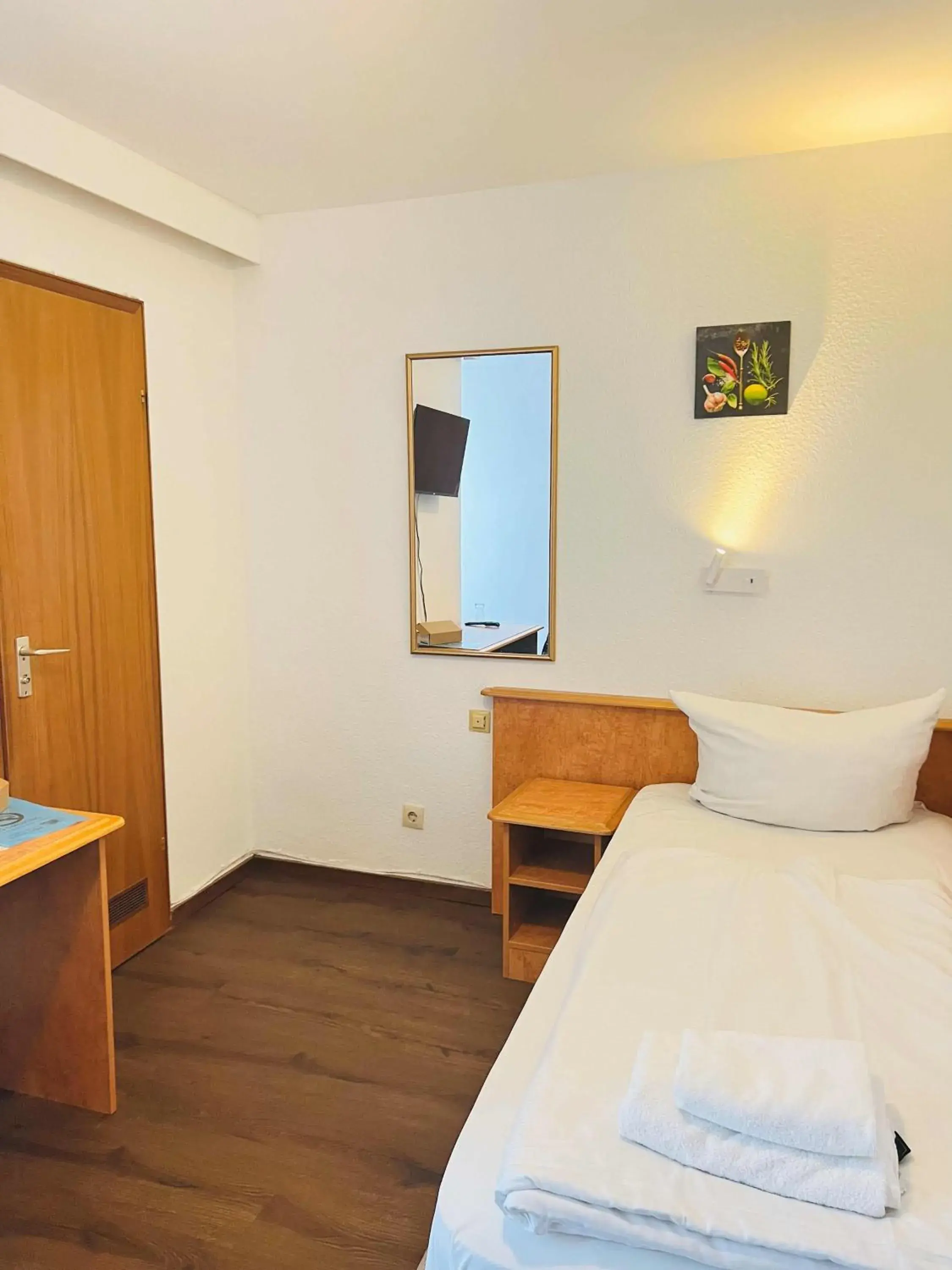 Bed in Hotel Neo Cologne Bonn Airport Bed in Hotel Neo Cologne Bonn Airport