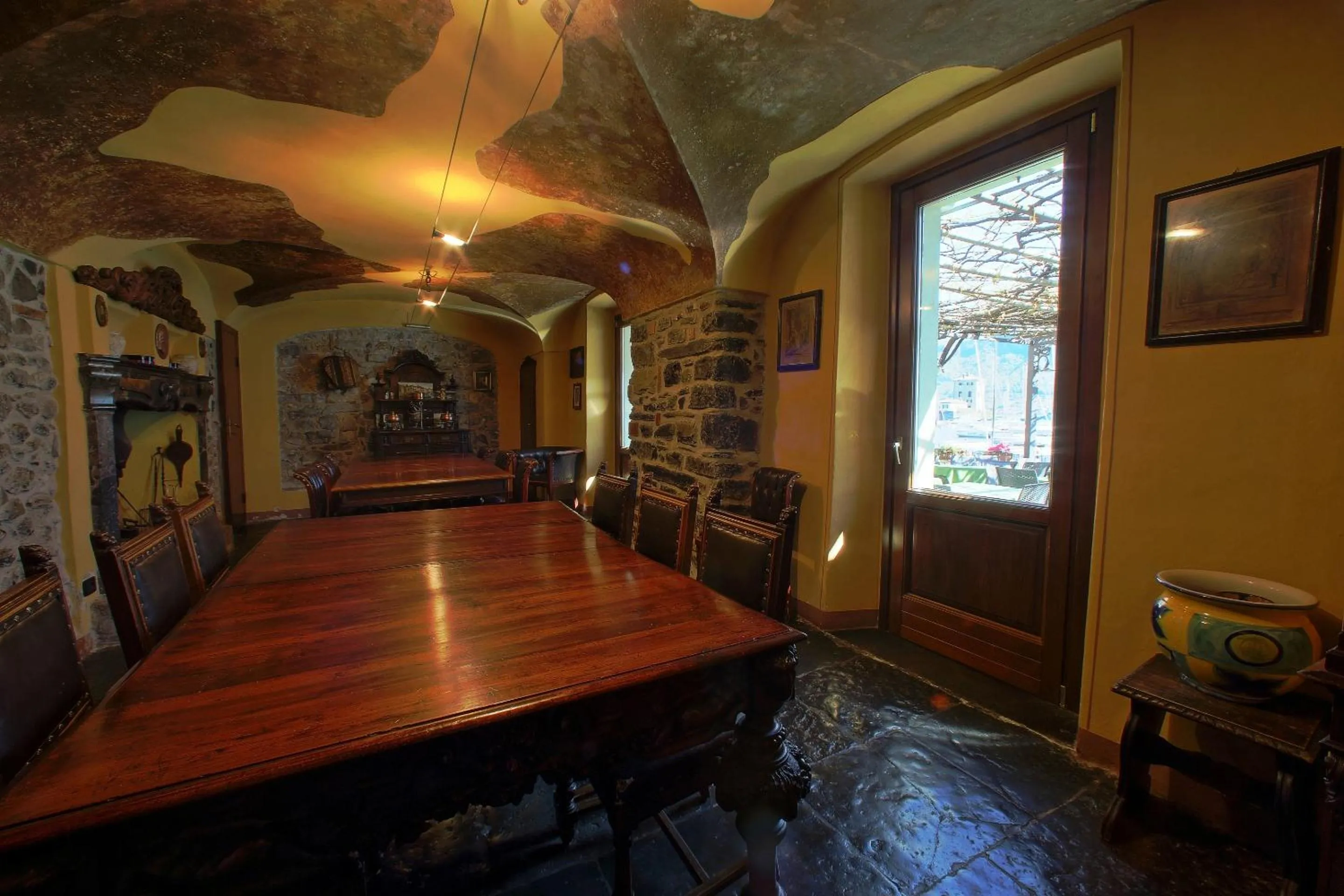 Restaurant/places to eat in Locanda La Pergola