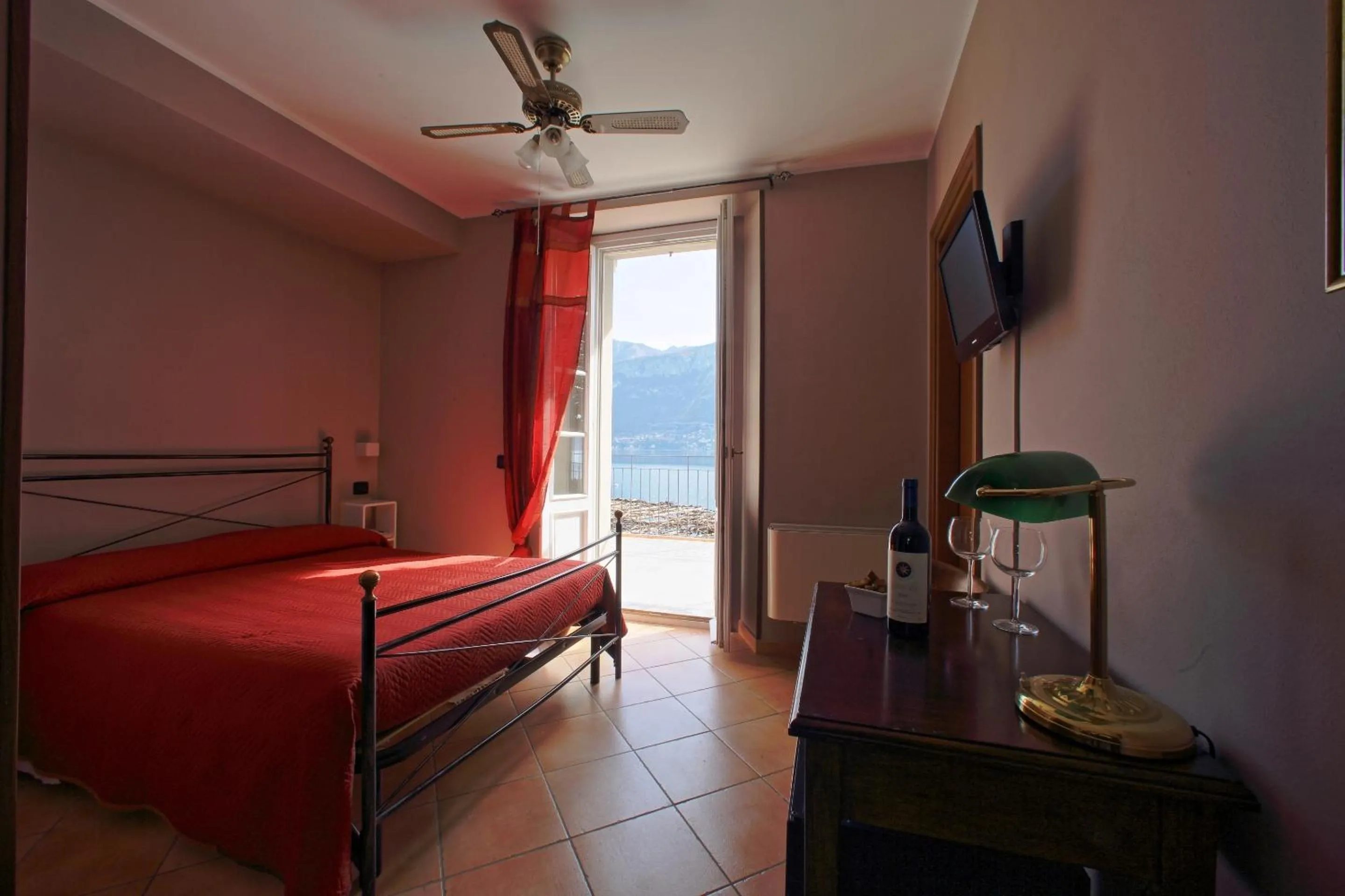 Photo of the whole room, Bed in Locanda La Pergola
