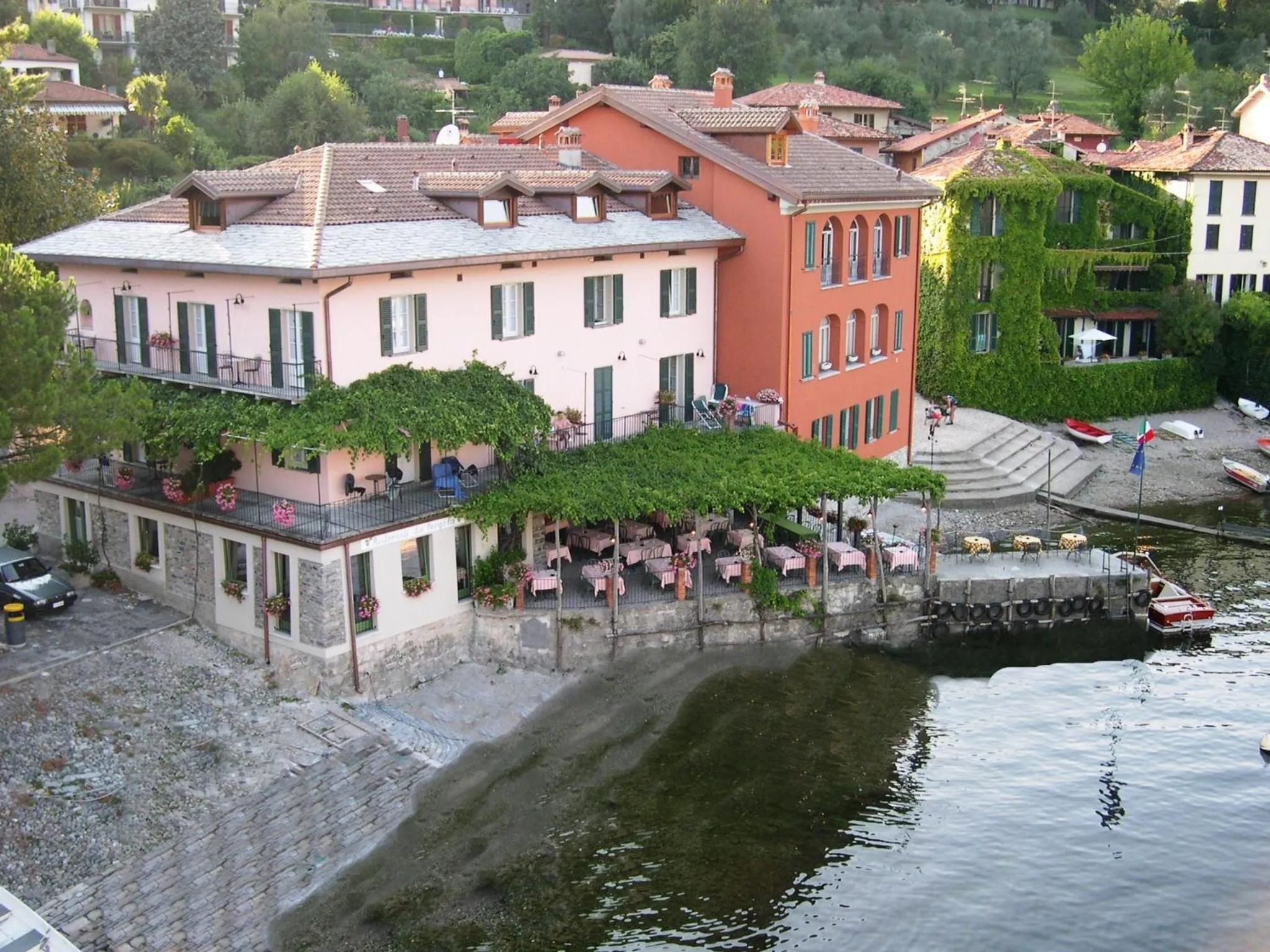 Facade/entrance in Locanda La Pergola