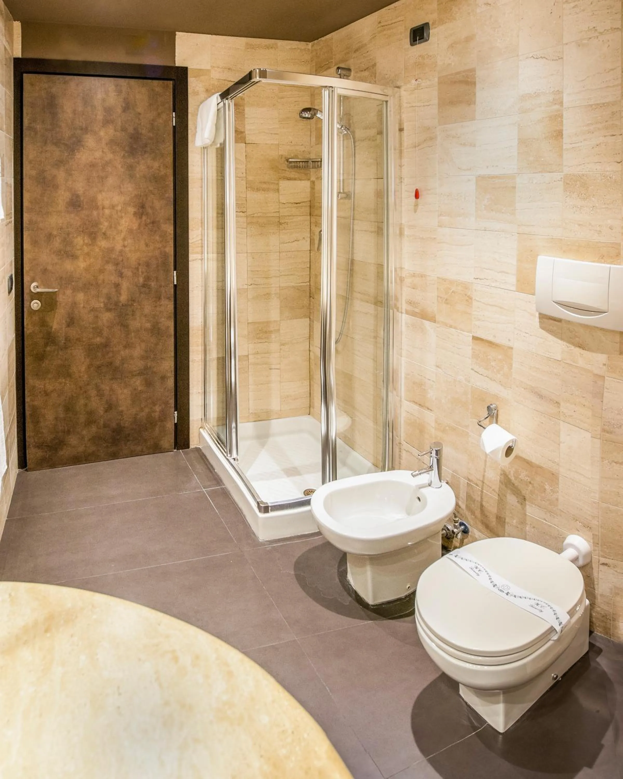 Bathroom in Rome Airport Hotel Fiumicino